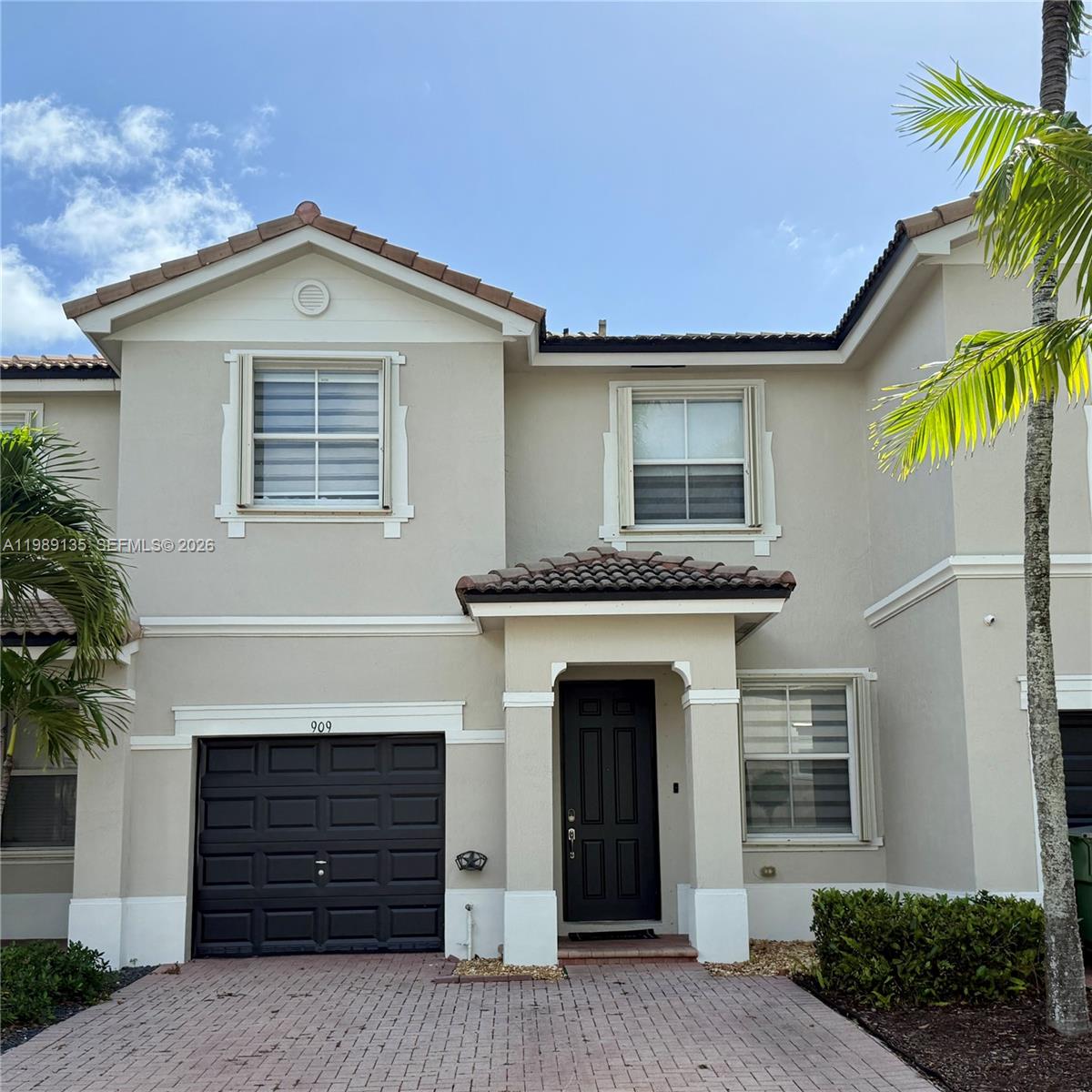 909 42nd Ave Unit , Homestead, Florida 33033