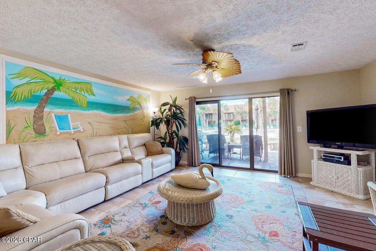 Image 6 For 143 Grand Island Boulevard