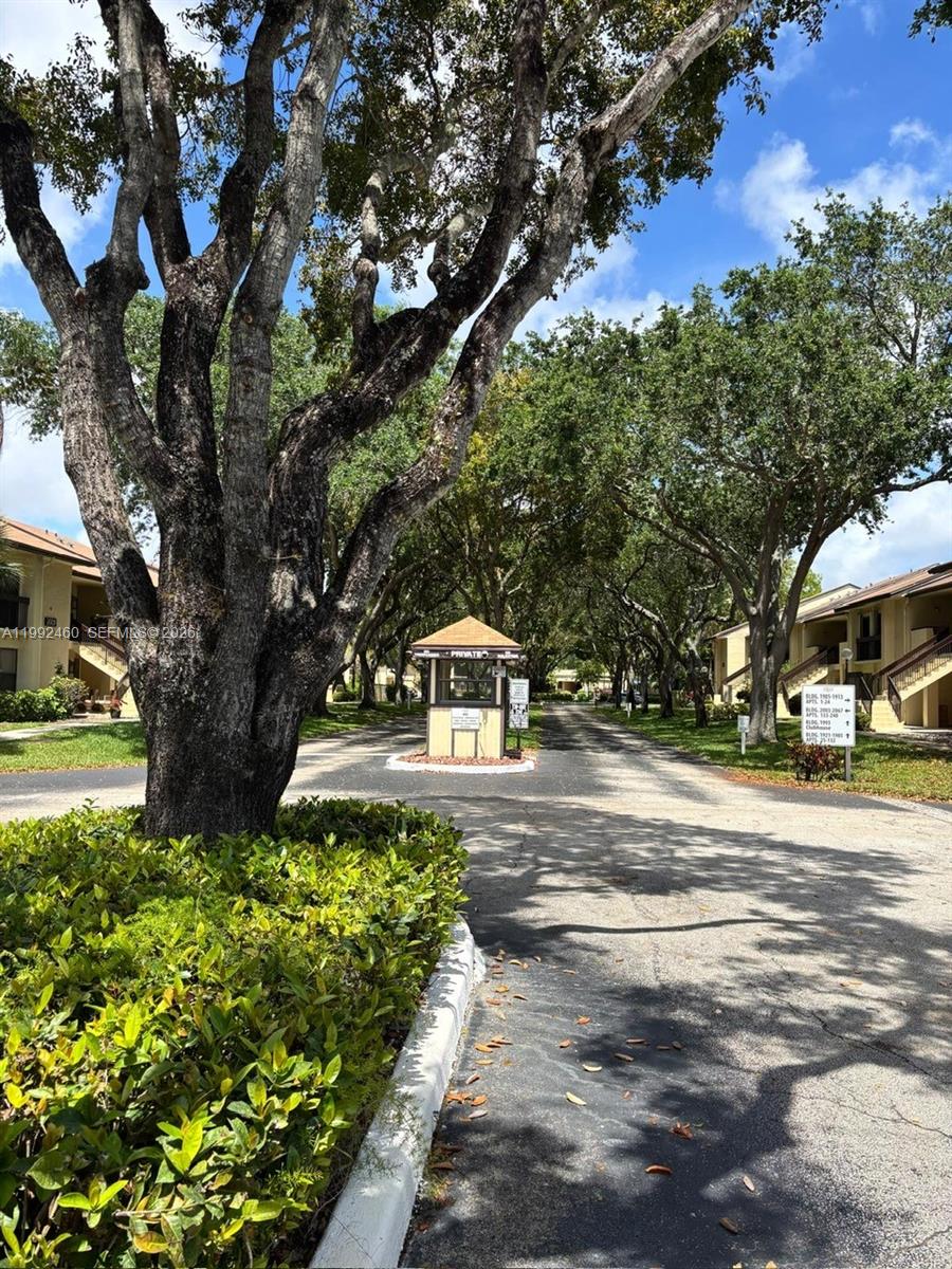 Meadowridge East Condo