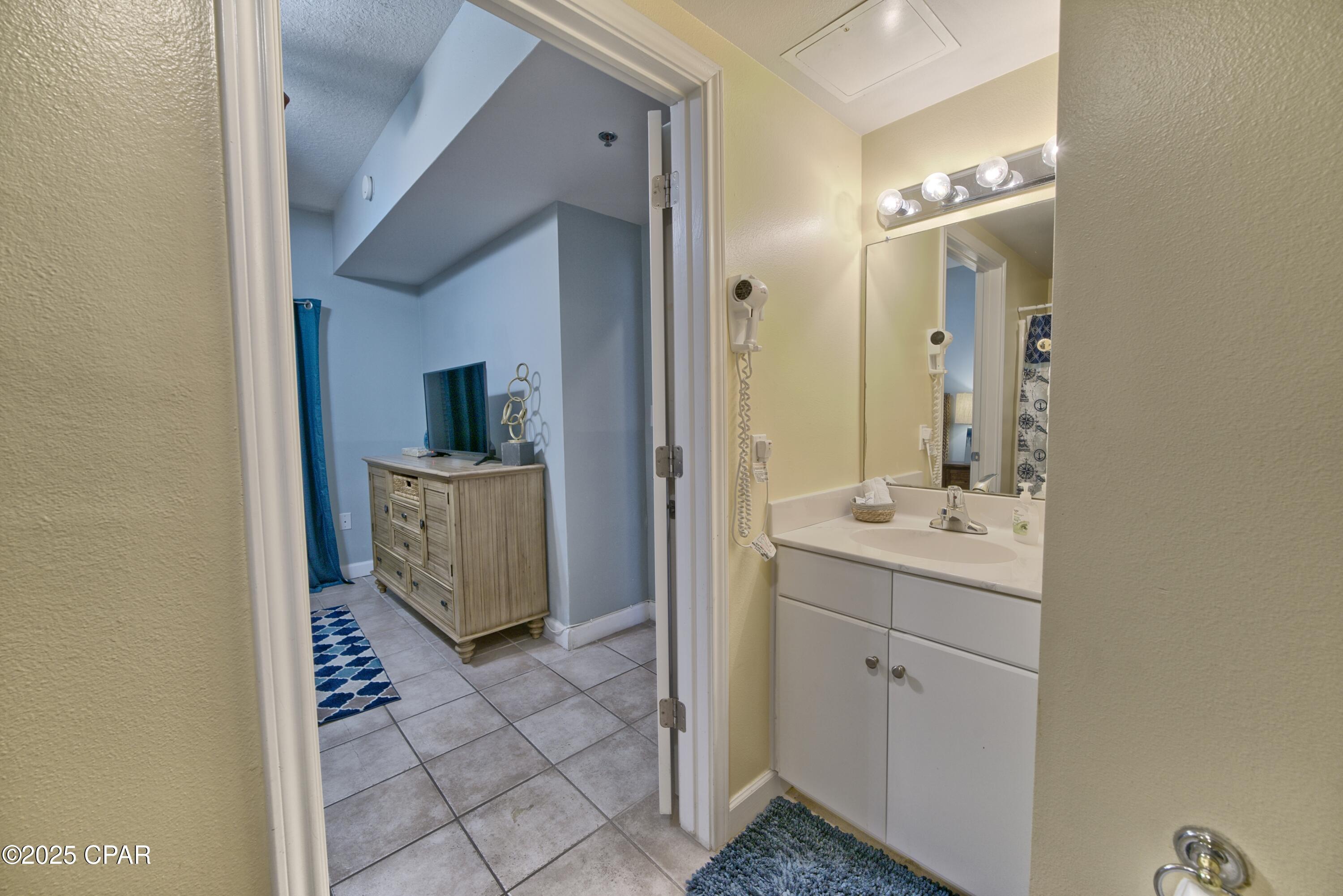 Image 21 For 9900 Thomas Drive 409