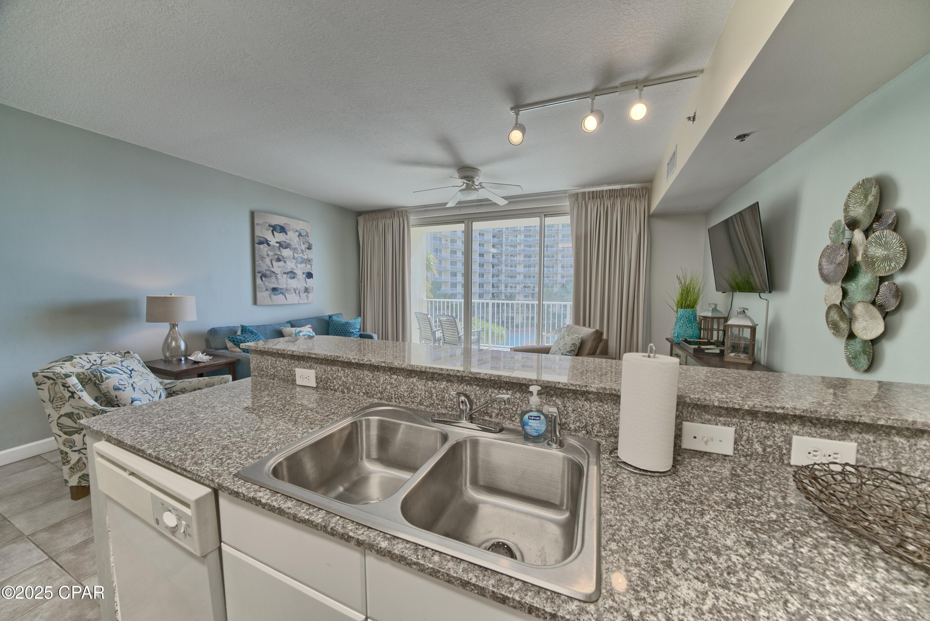 Image 4 For 9900 Thomas Drive 409
