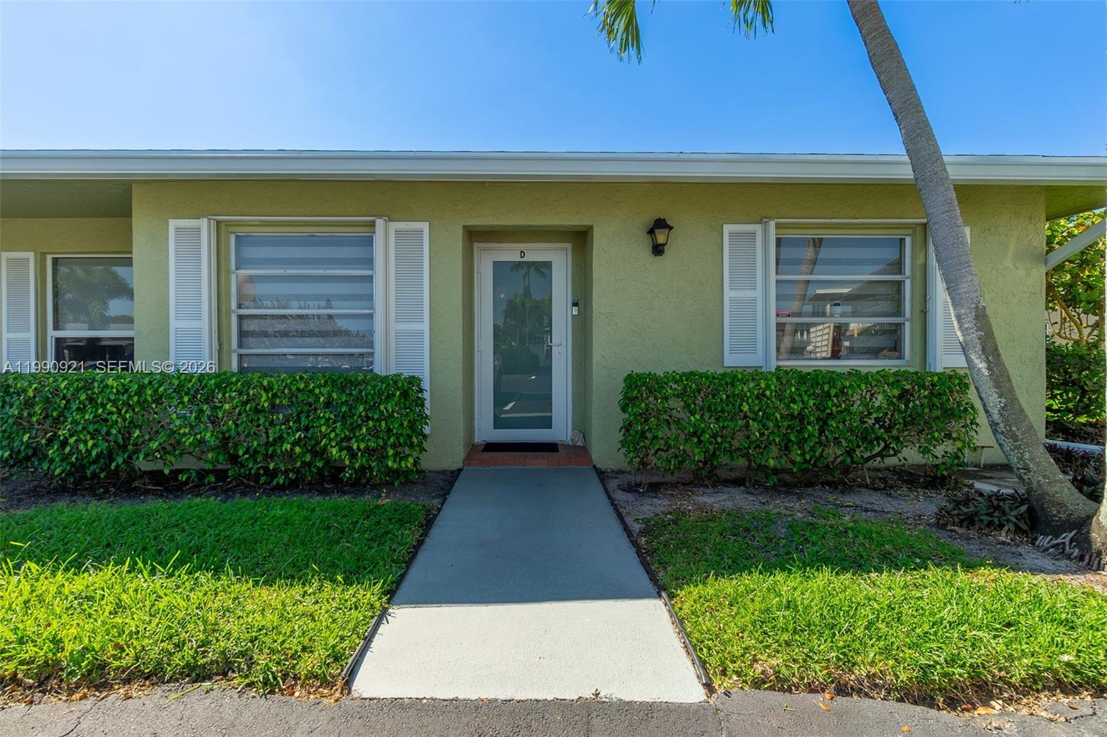 Pines Of Delray Condo