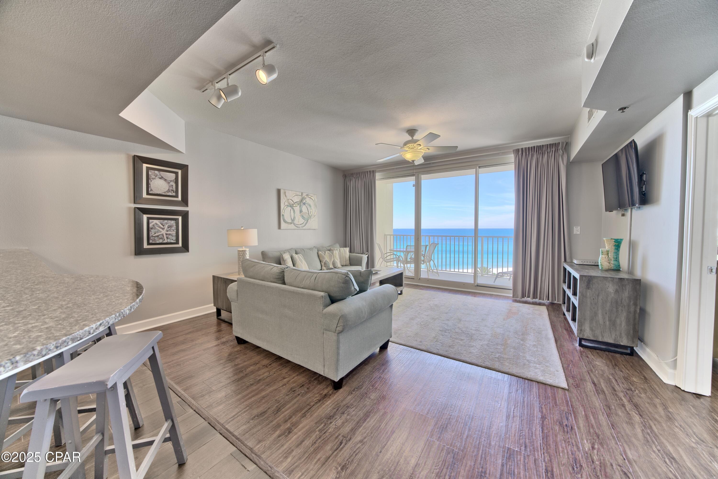Image 3 For 9900 Thomas Drive 917