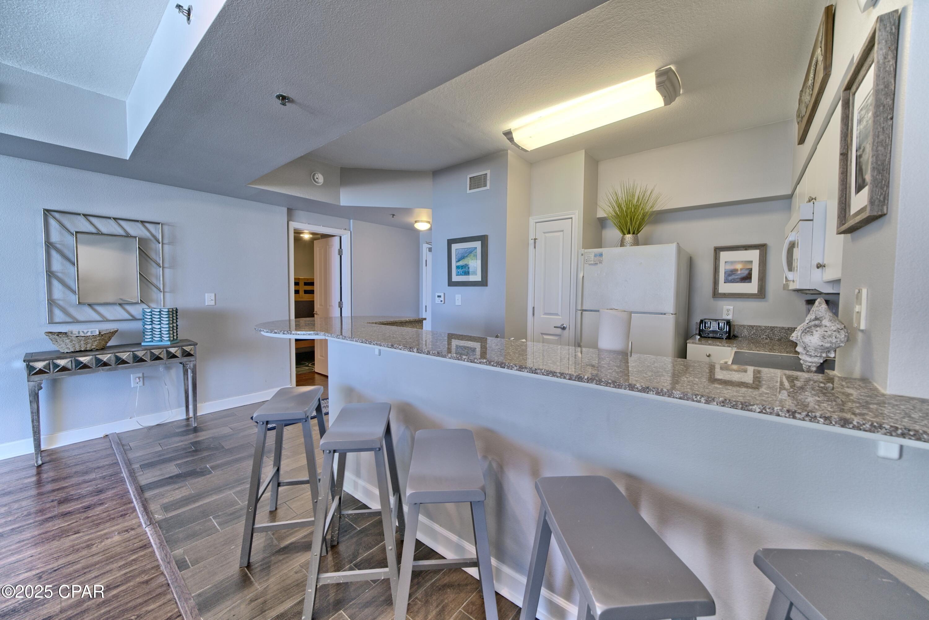 Image 9 For 9900 Thomas Drive 917