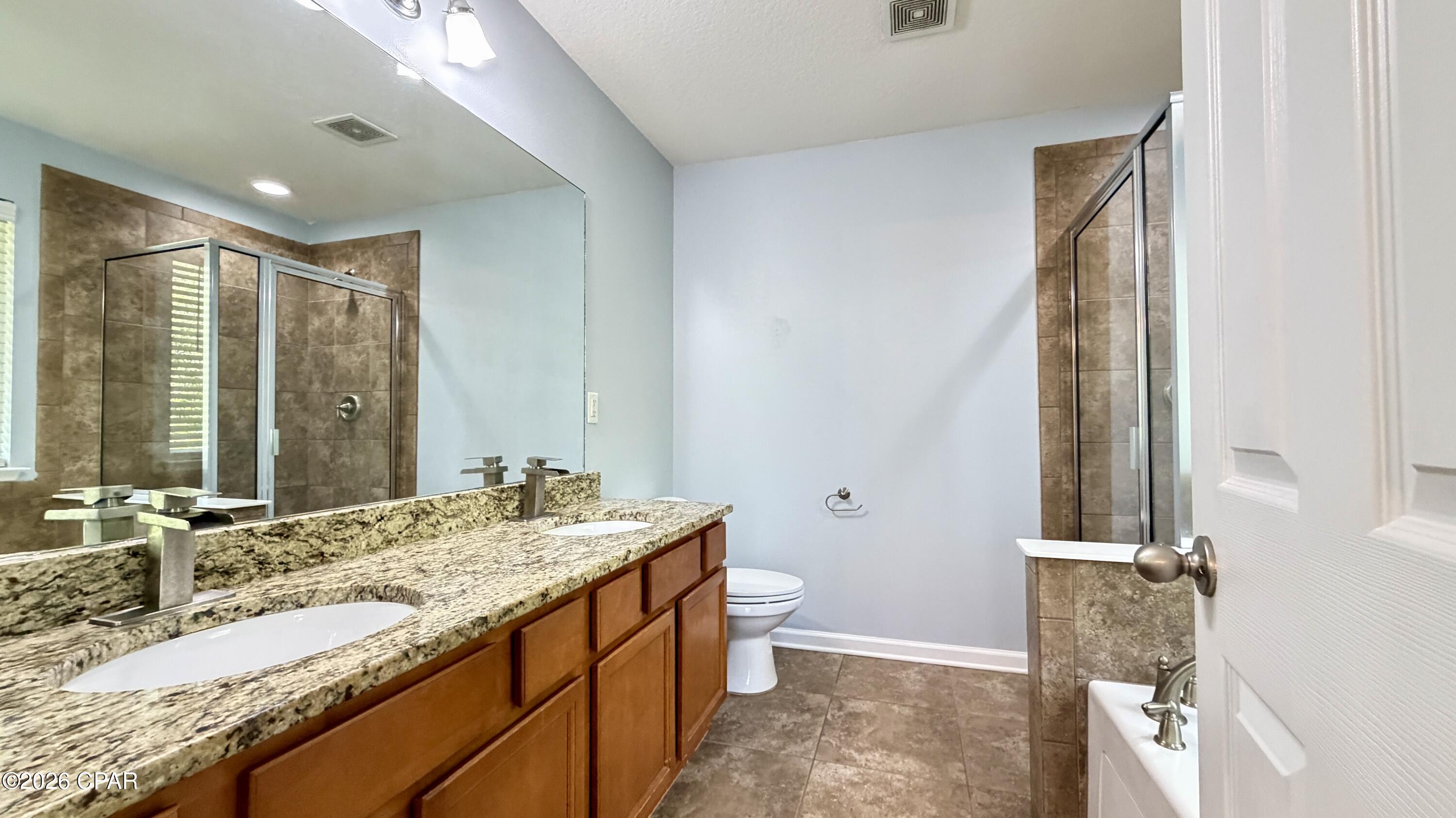 Image 25 For 313 Sand Oak Boulevard