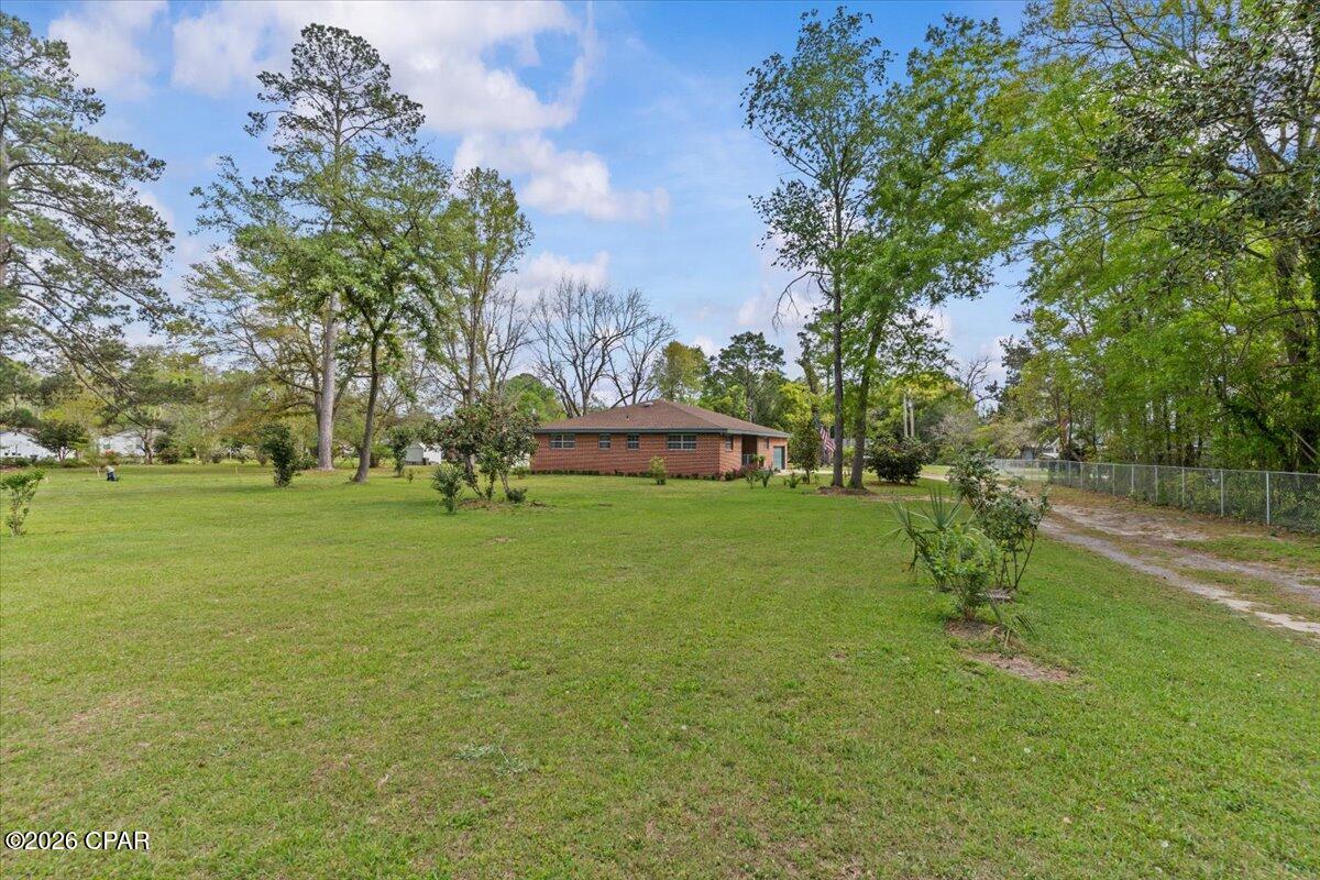 Image 29 For 1021 8th Avenue