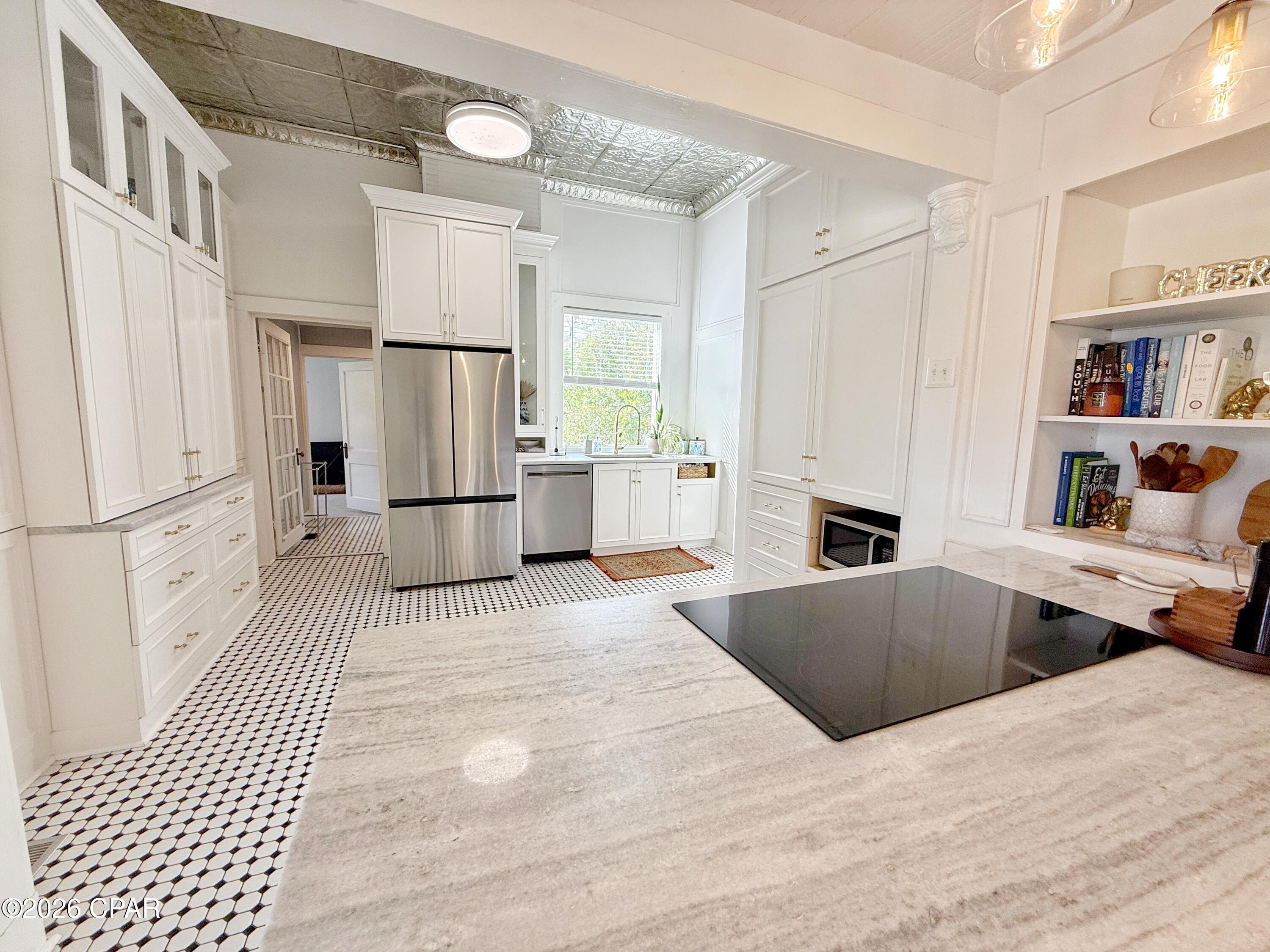 Image 13 For 4473 Putnam Street