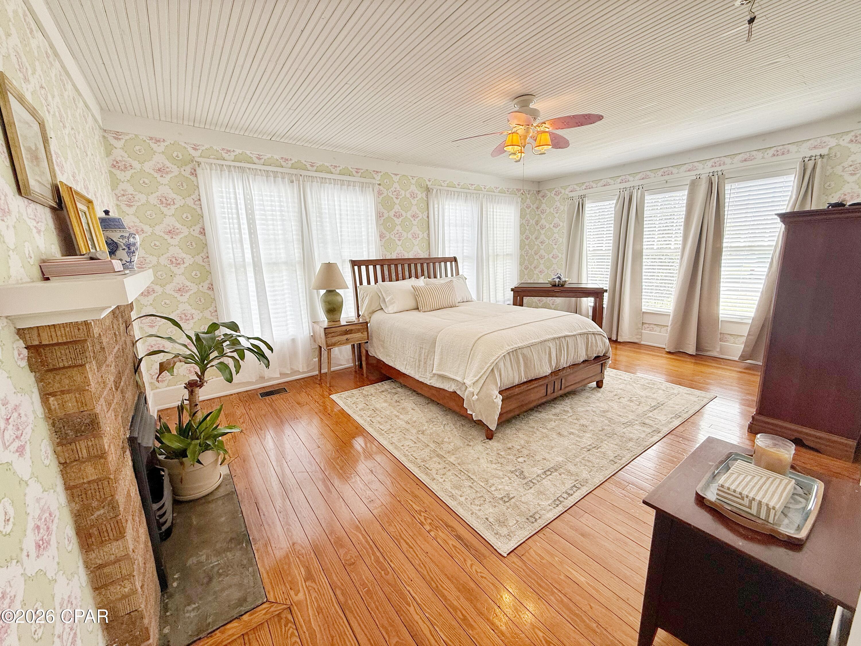 Image 26 For 4473 Putnam Street