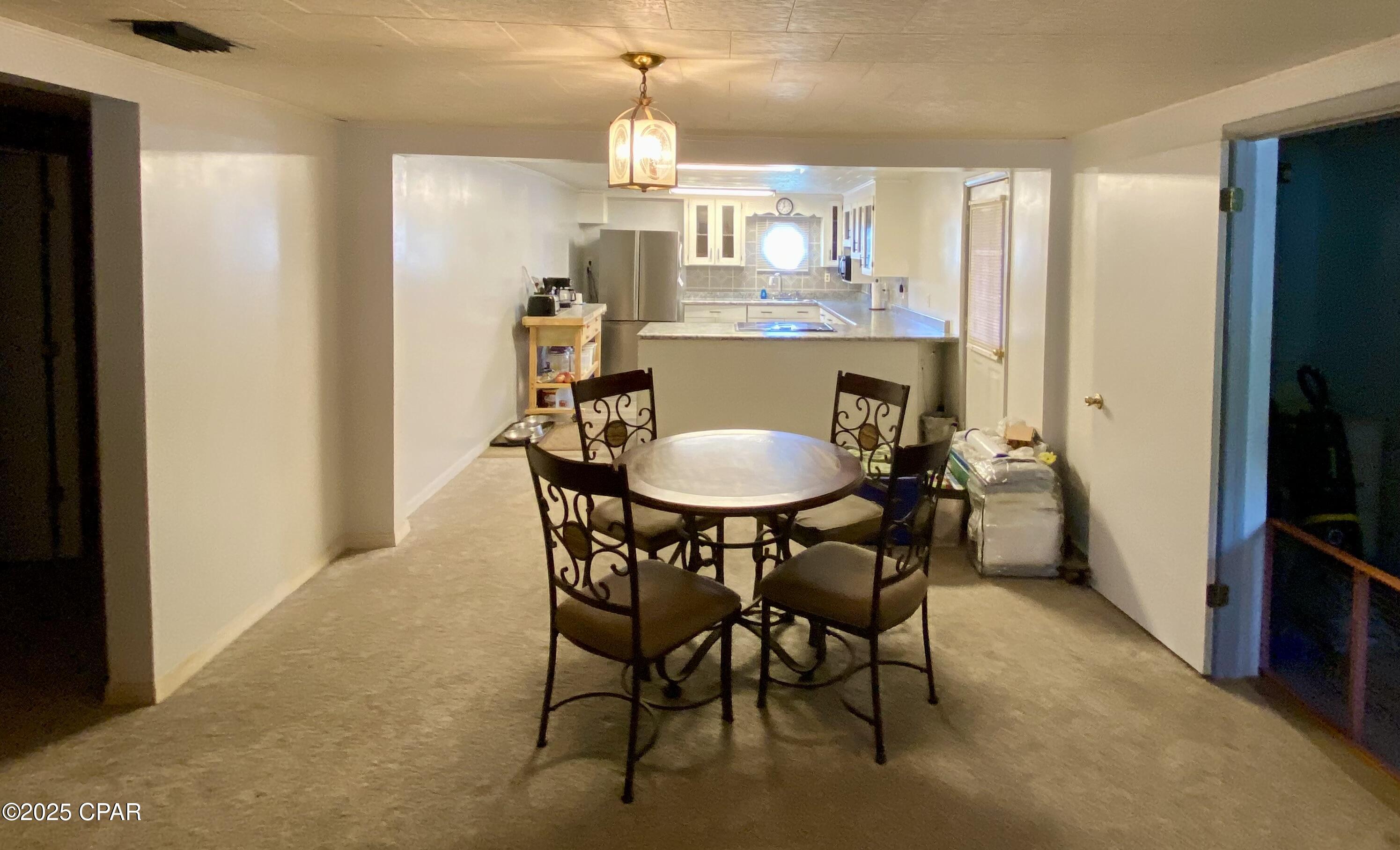 Image 8 For 6913 Broadway Street