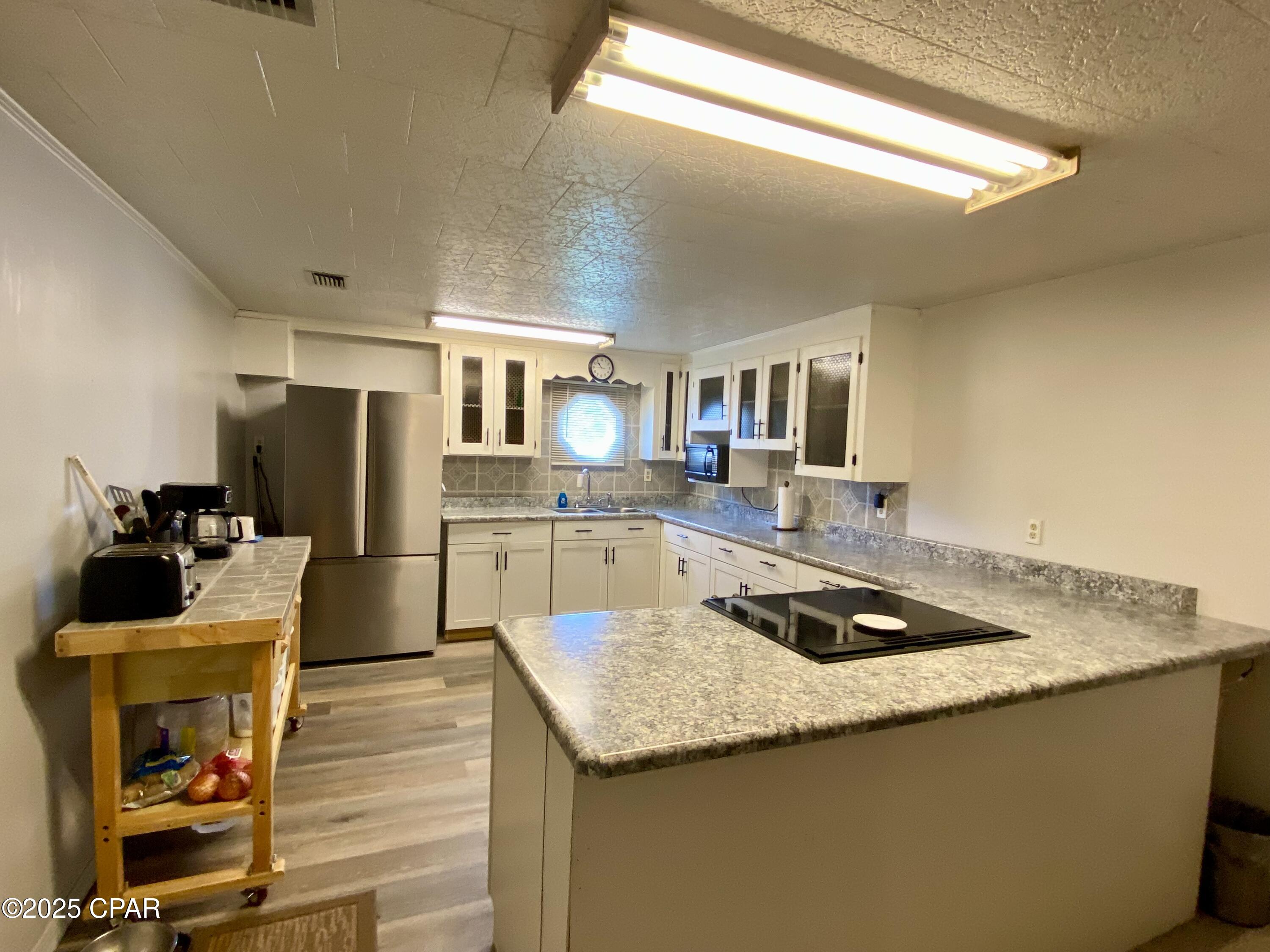 Image 9 For 6913 Broadway Street