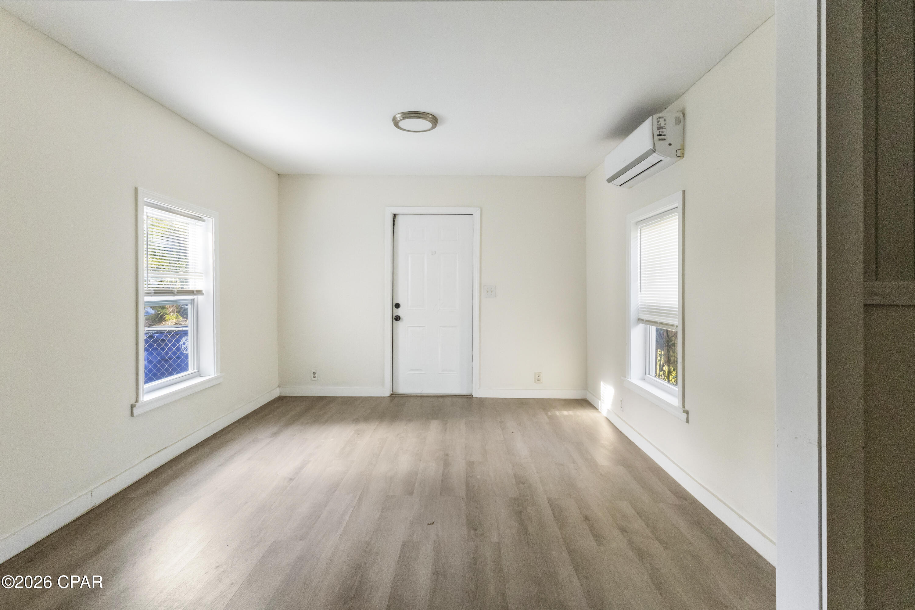 Image 3 For 2722 6th Street