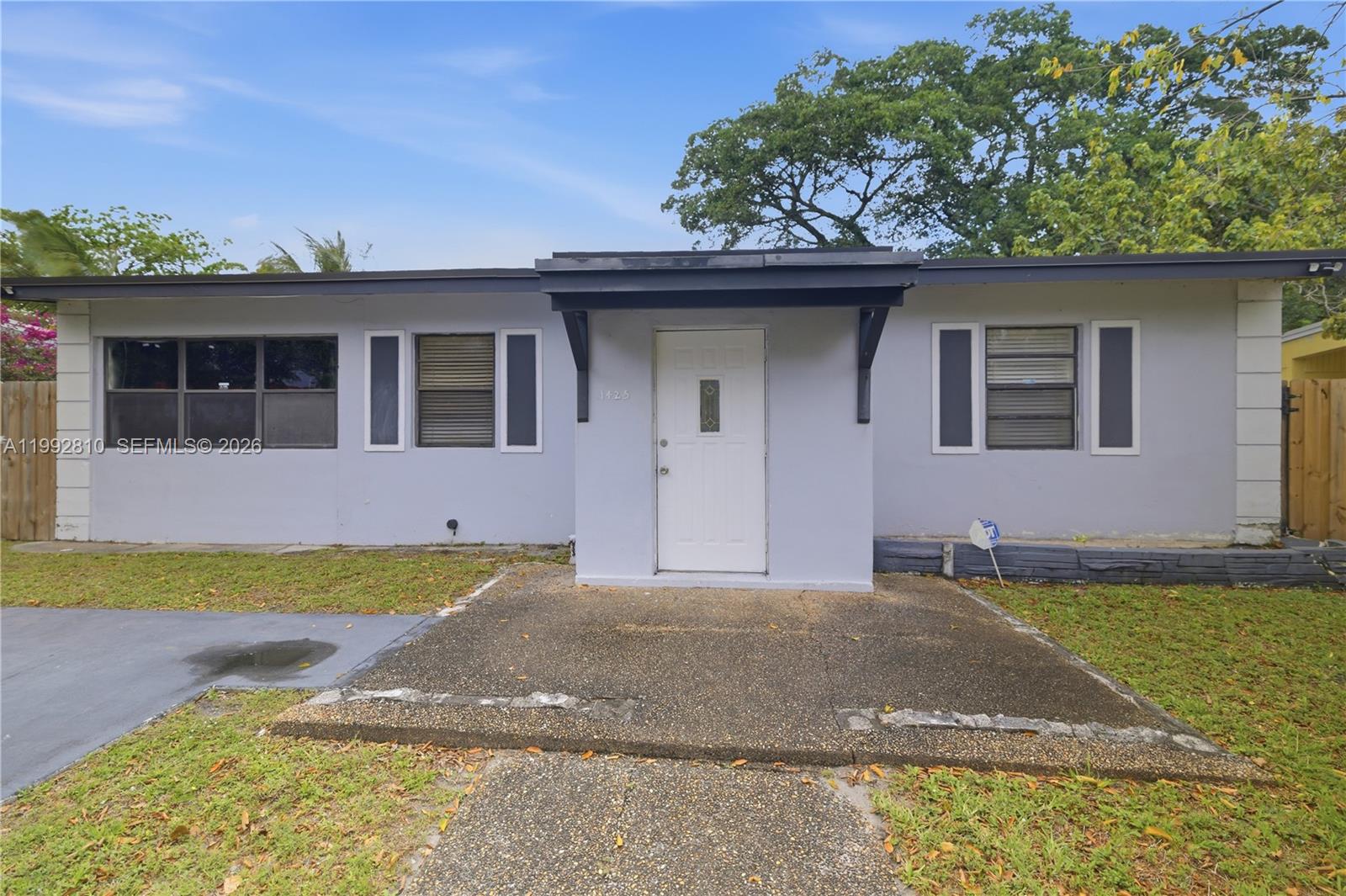 Lauderdale Manors Add