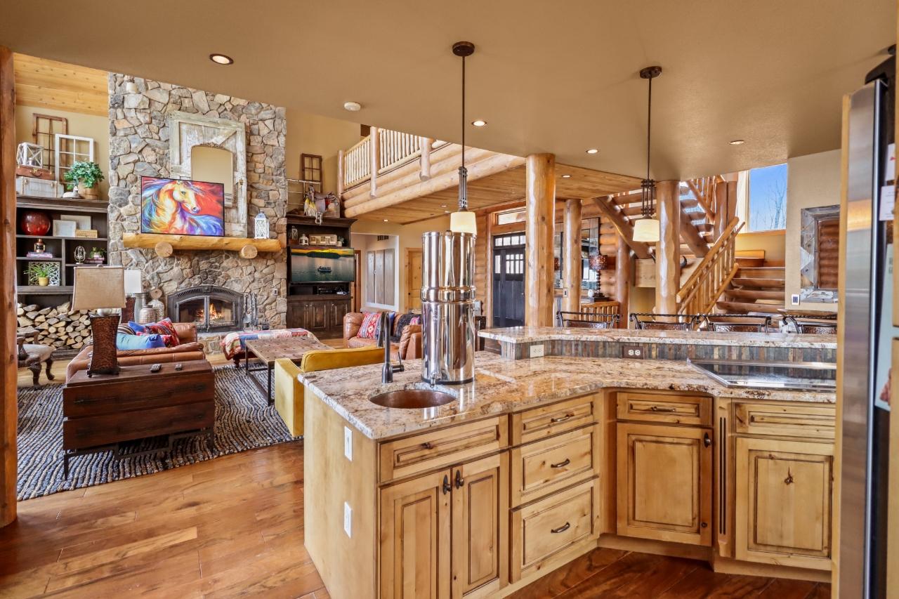 Pelican Lake Property 701 Hwy 45 Photo 12