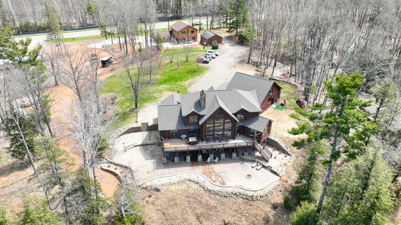 Pelican Lake house picture