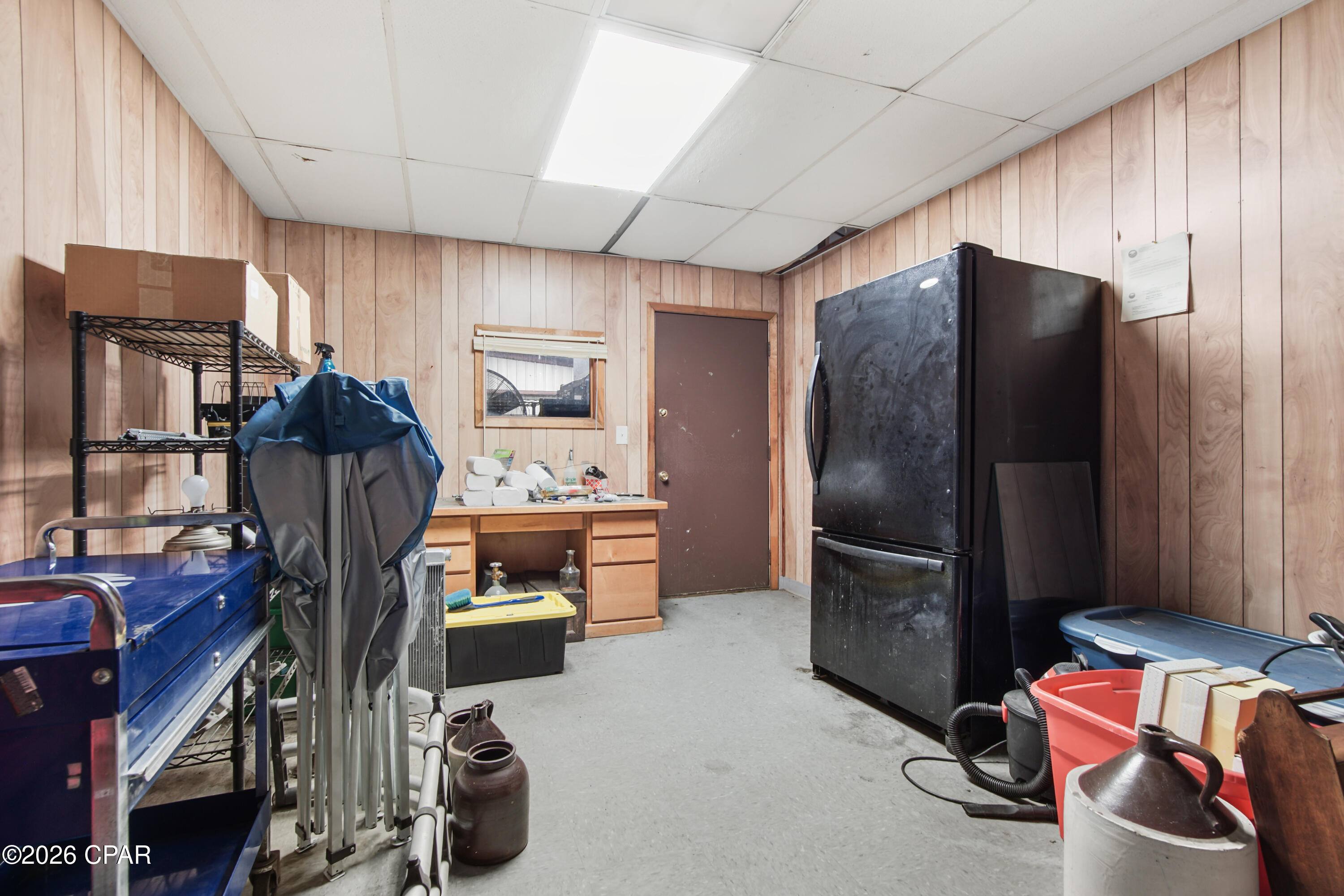 Listing photo id 11 for 1900 East Avenue