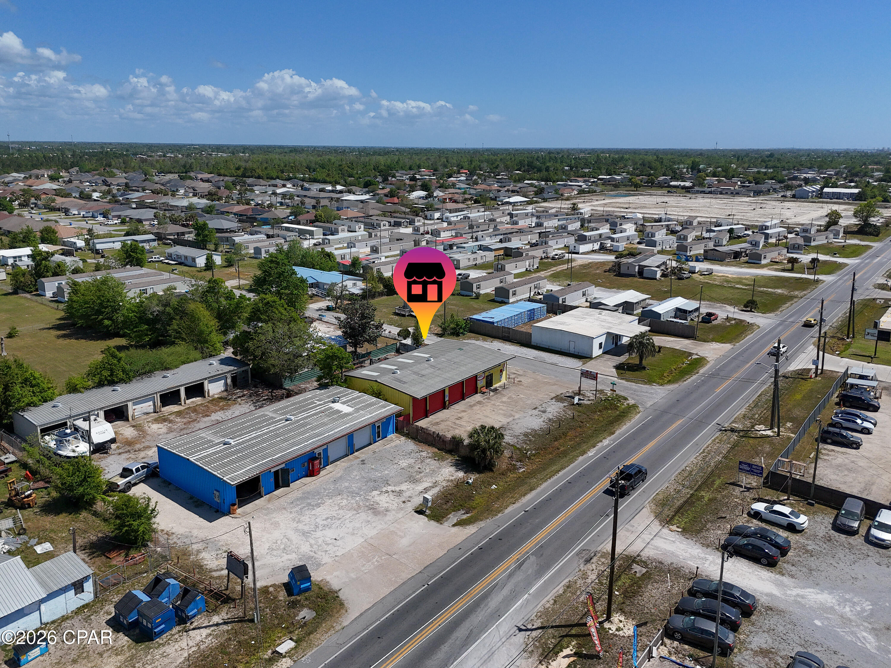 Listing photo id 16 for 1900 East Avenue