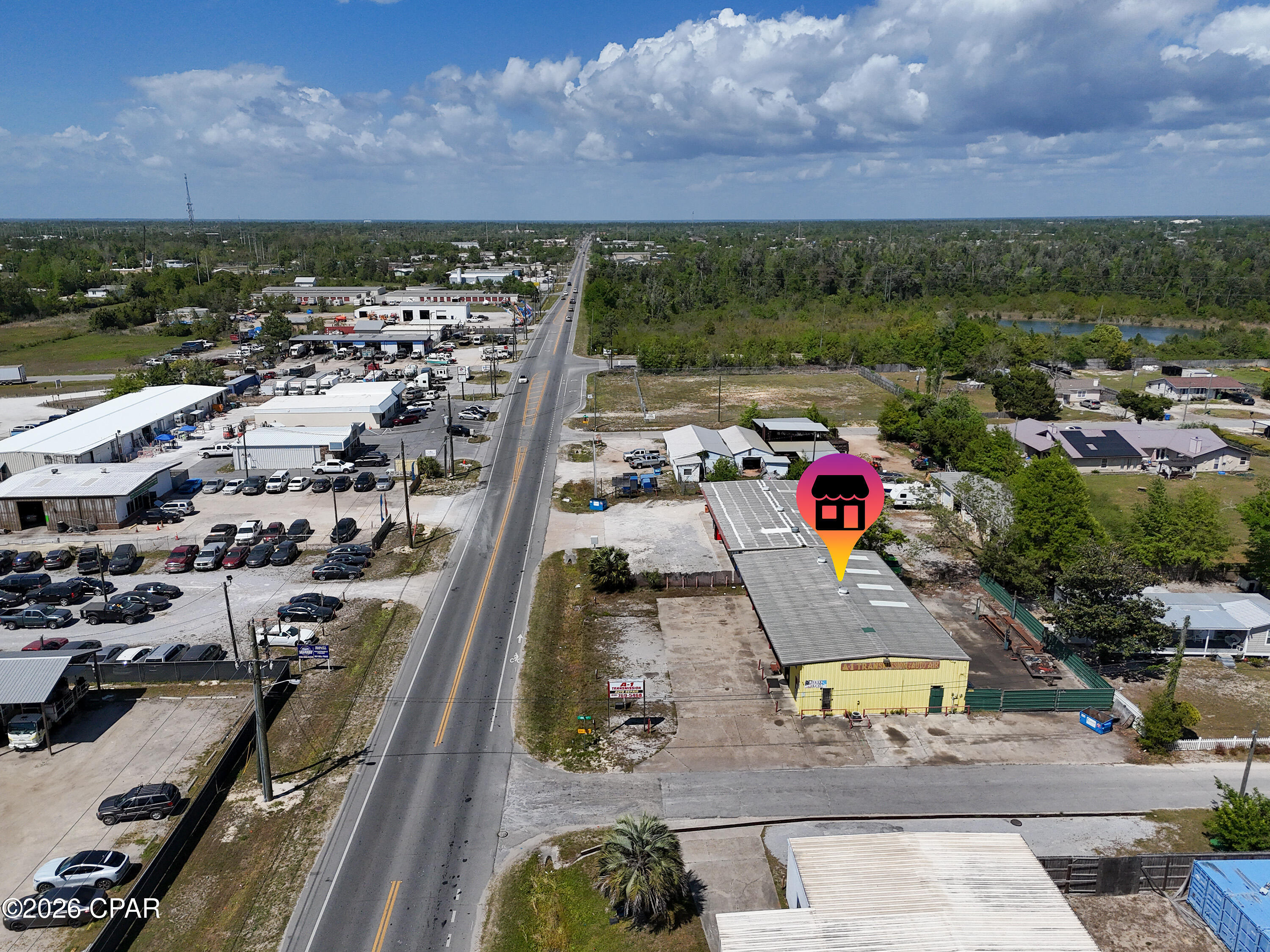Listing photo id 18 for 1900 East Avenue