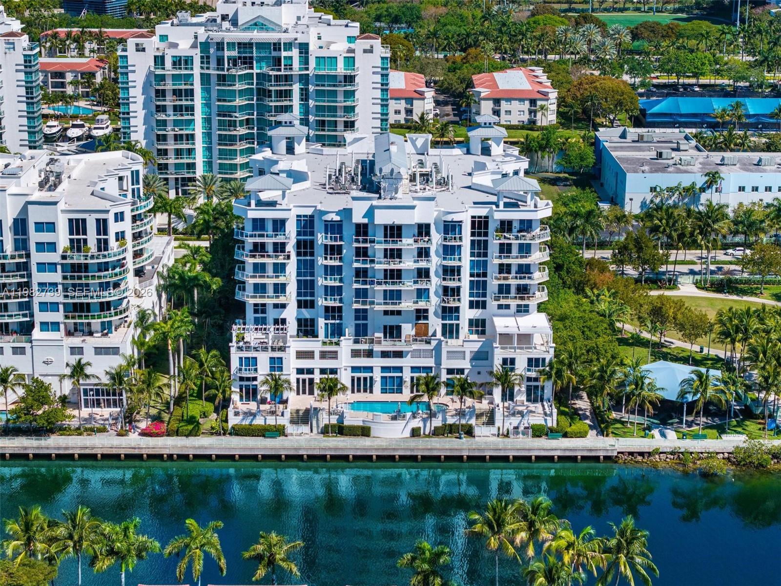 3030 Aventura Condo
