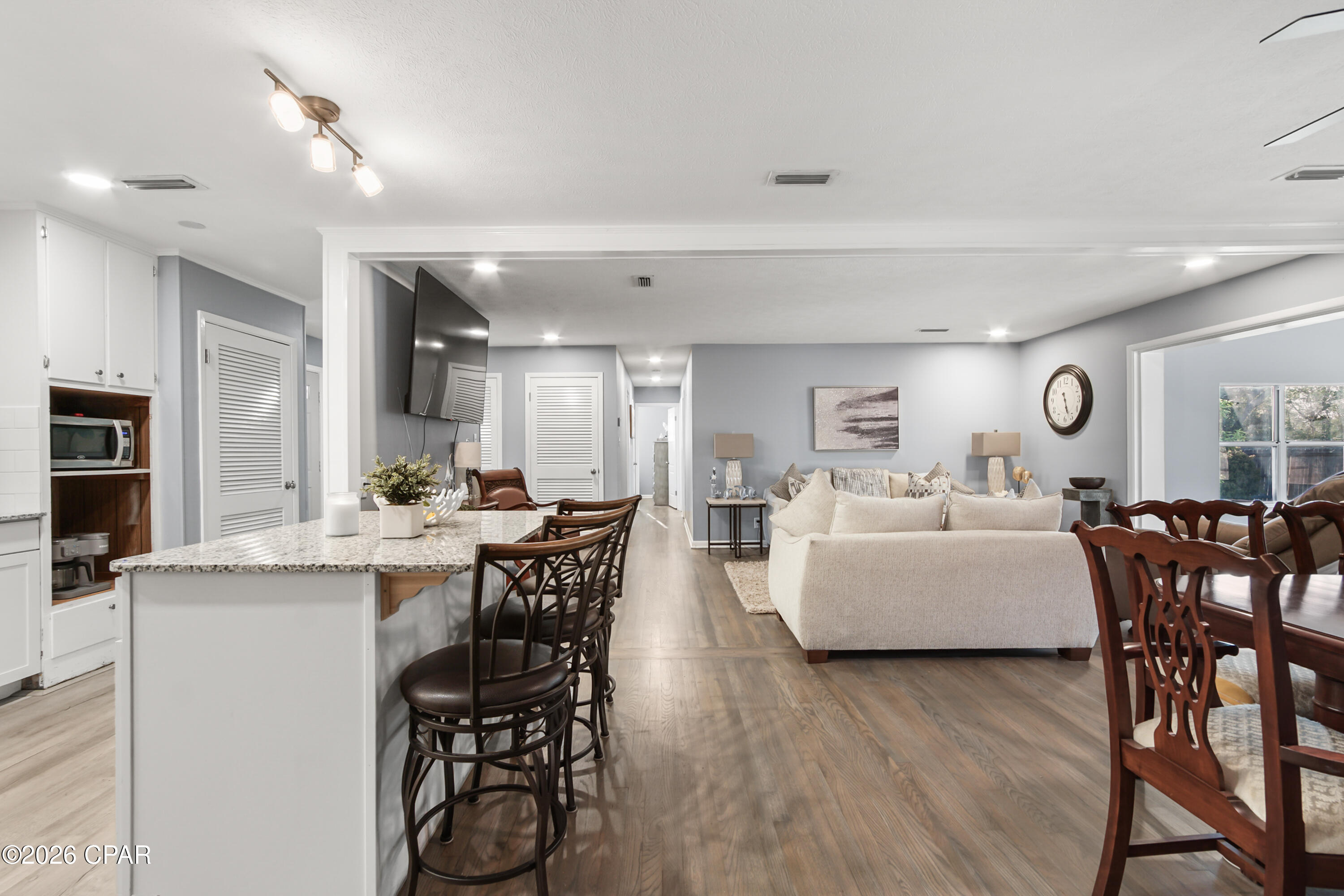 Image 8 For 5031 Park Street