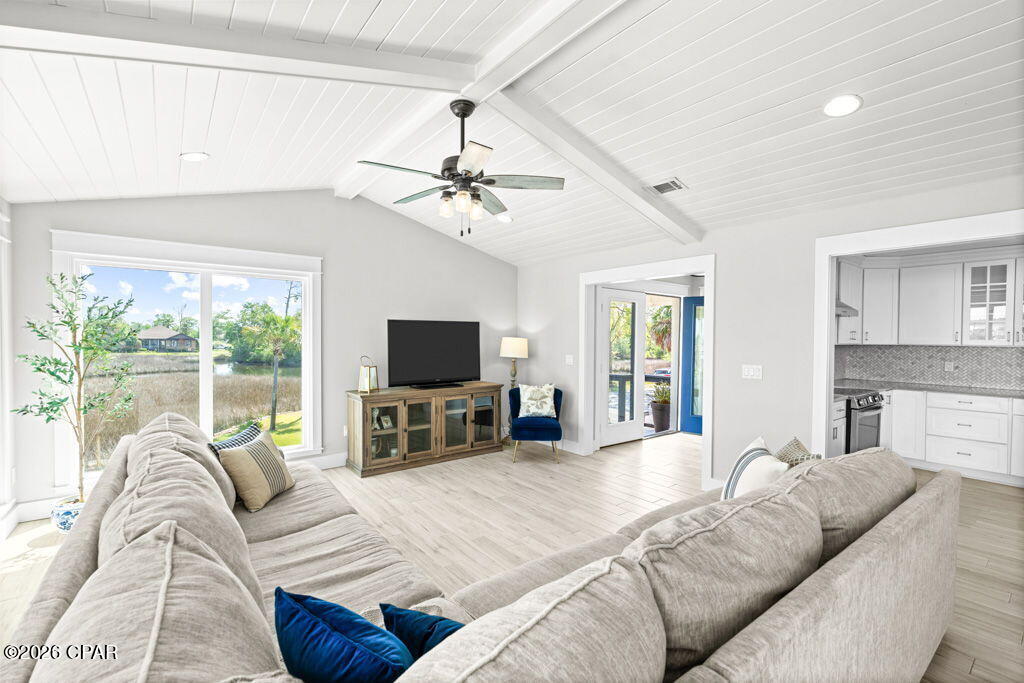 Image 12 For 700 4th Street