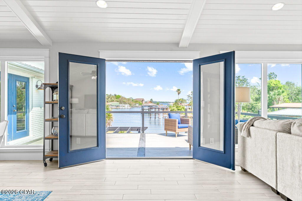 Image 4 For 700 4th Street