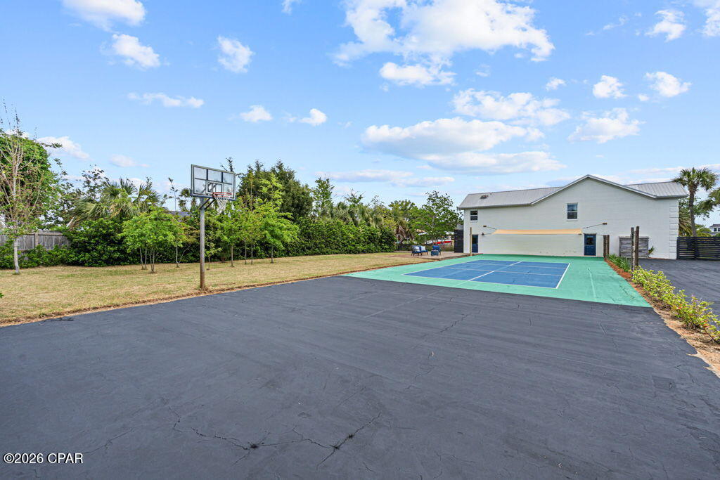 Image 52 For 700 4th Street