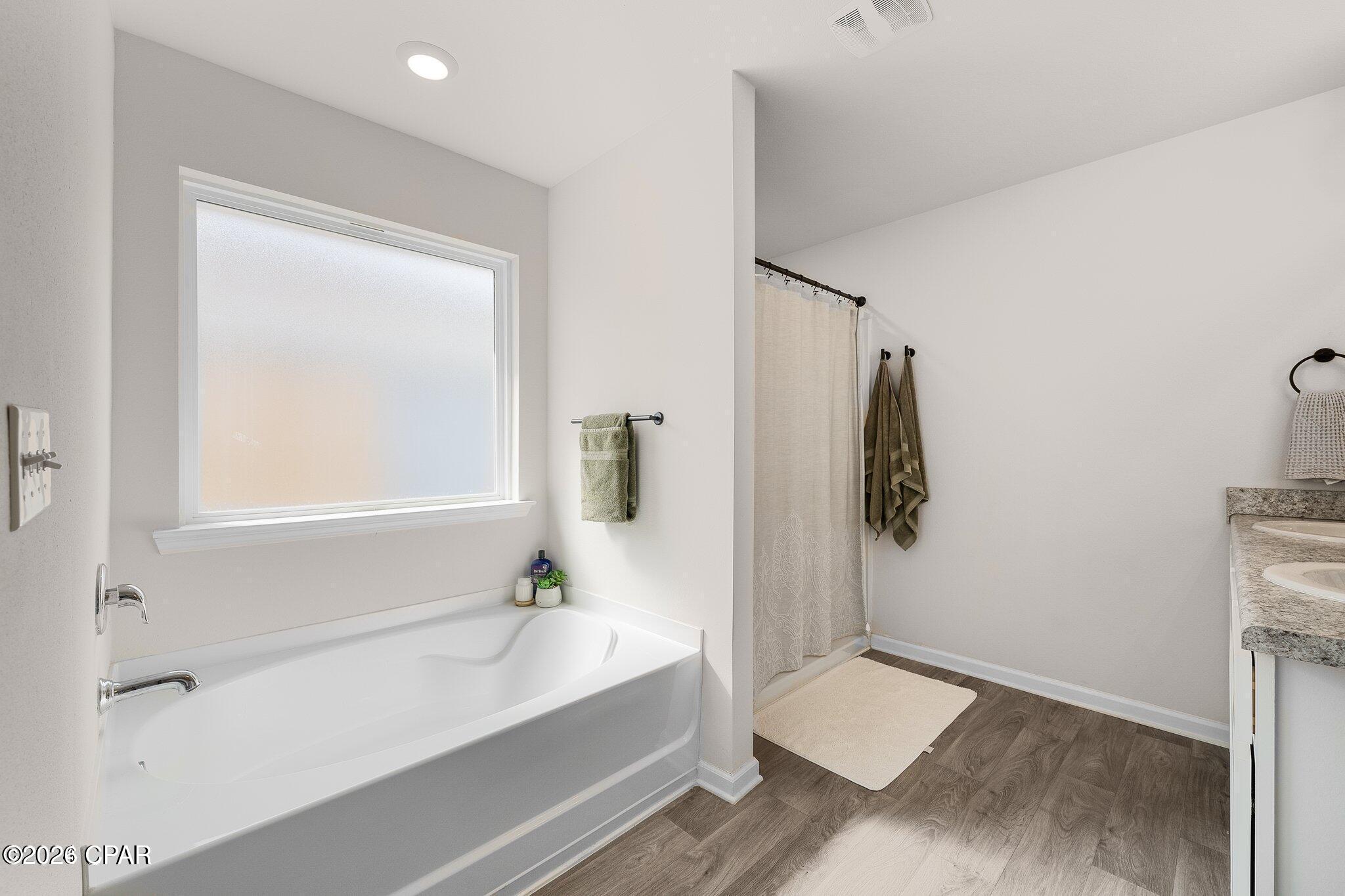 Image 20 For 4000 Millicent Lane