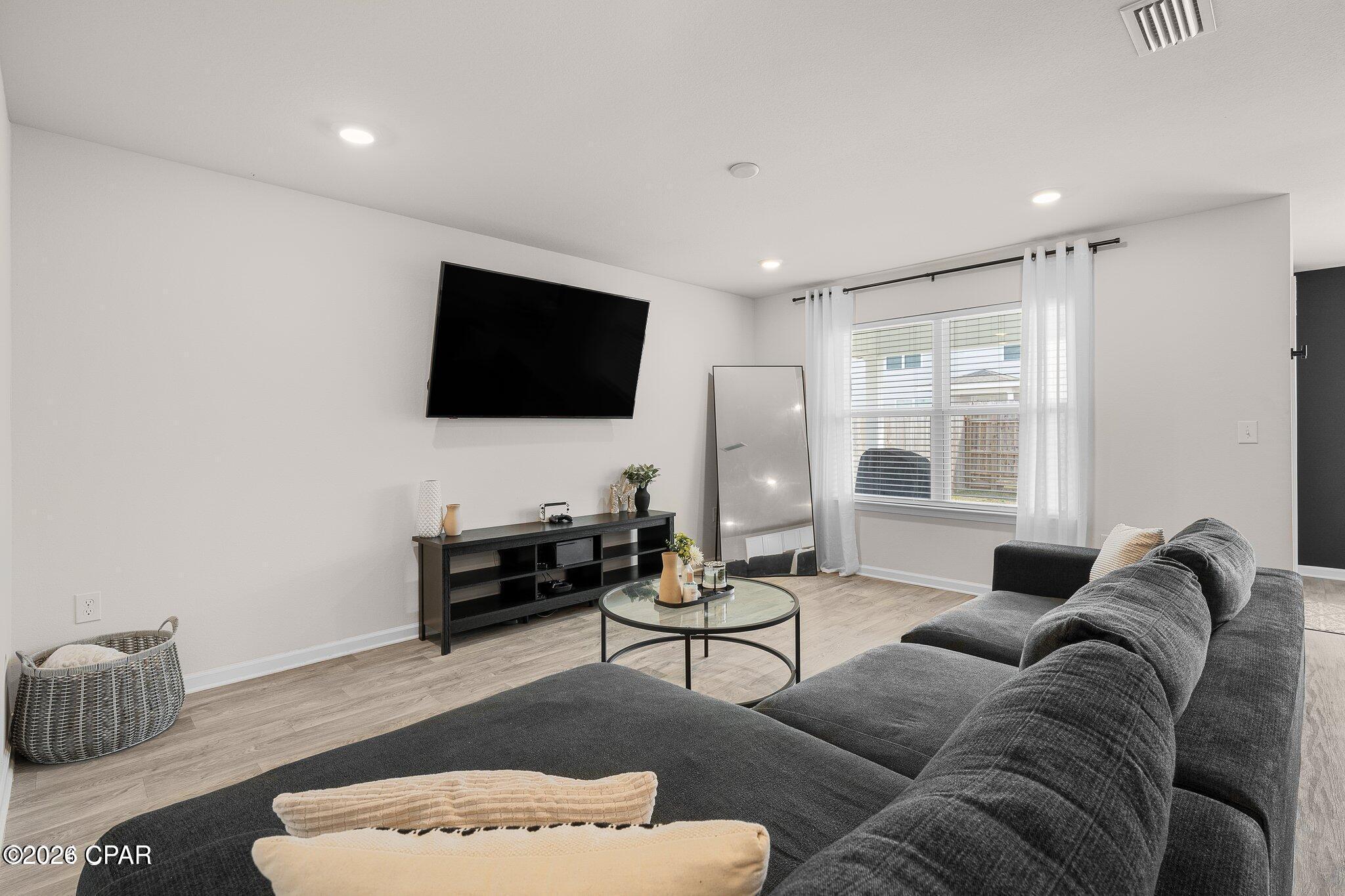 Image 8 For 4000 Millicent Lane