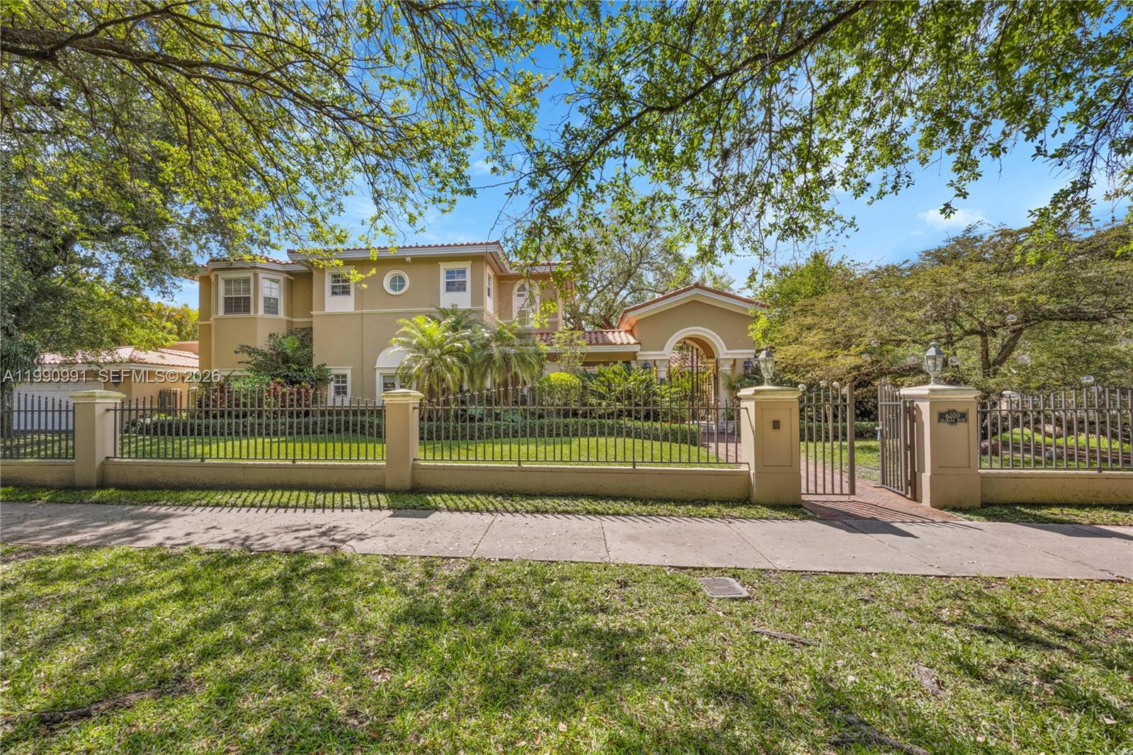 C Gables Riviera Sec 12