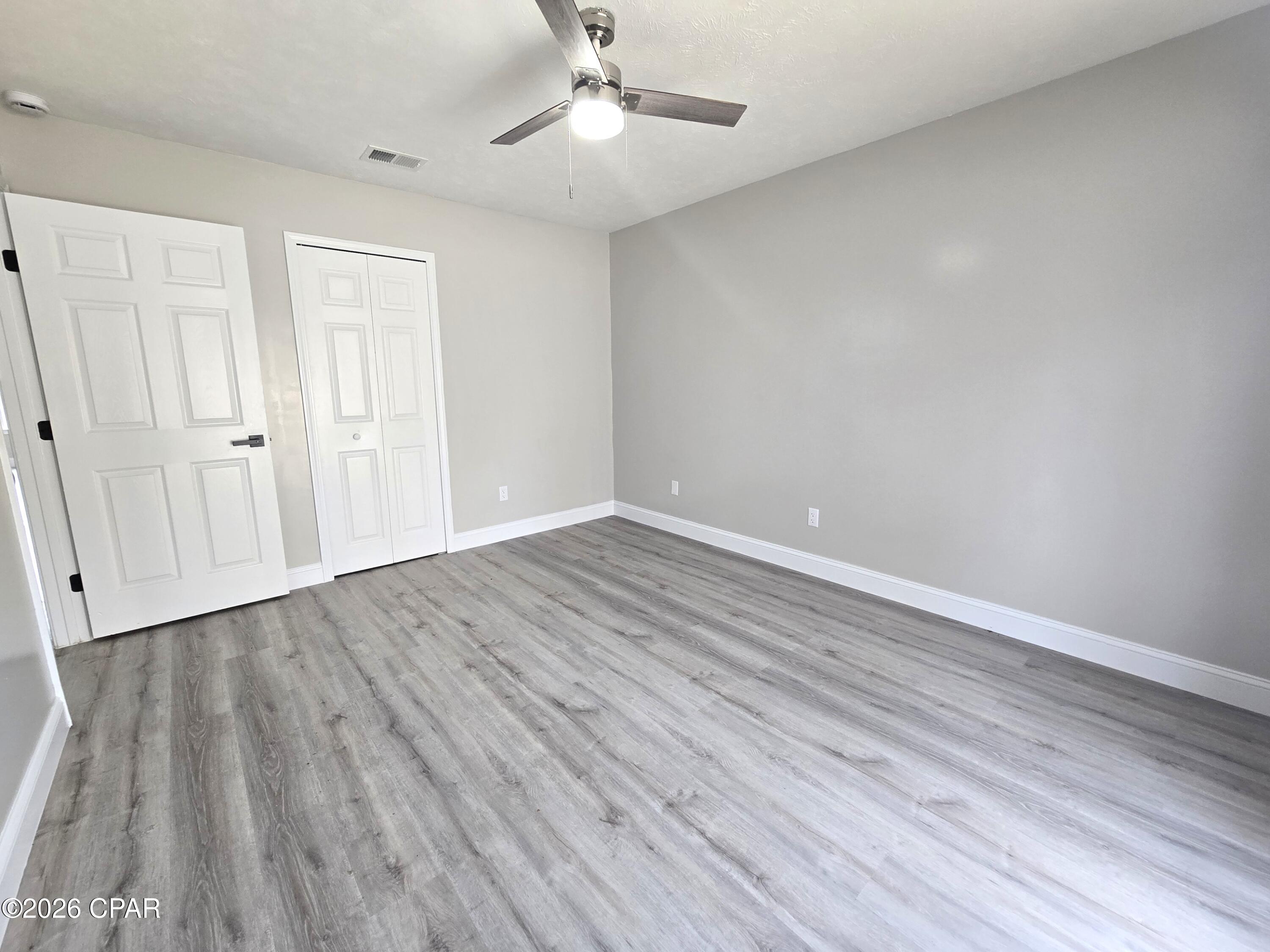 Image 14 For 9022 Houston Street