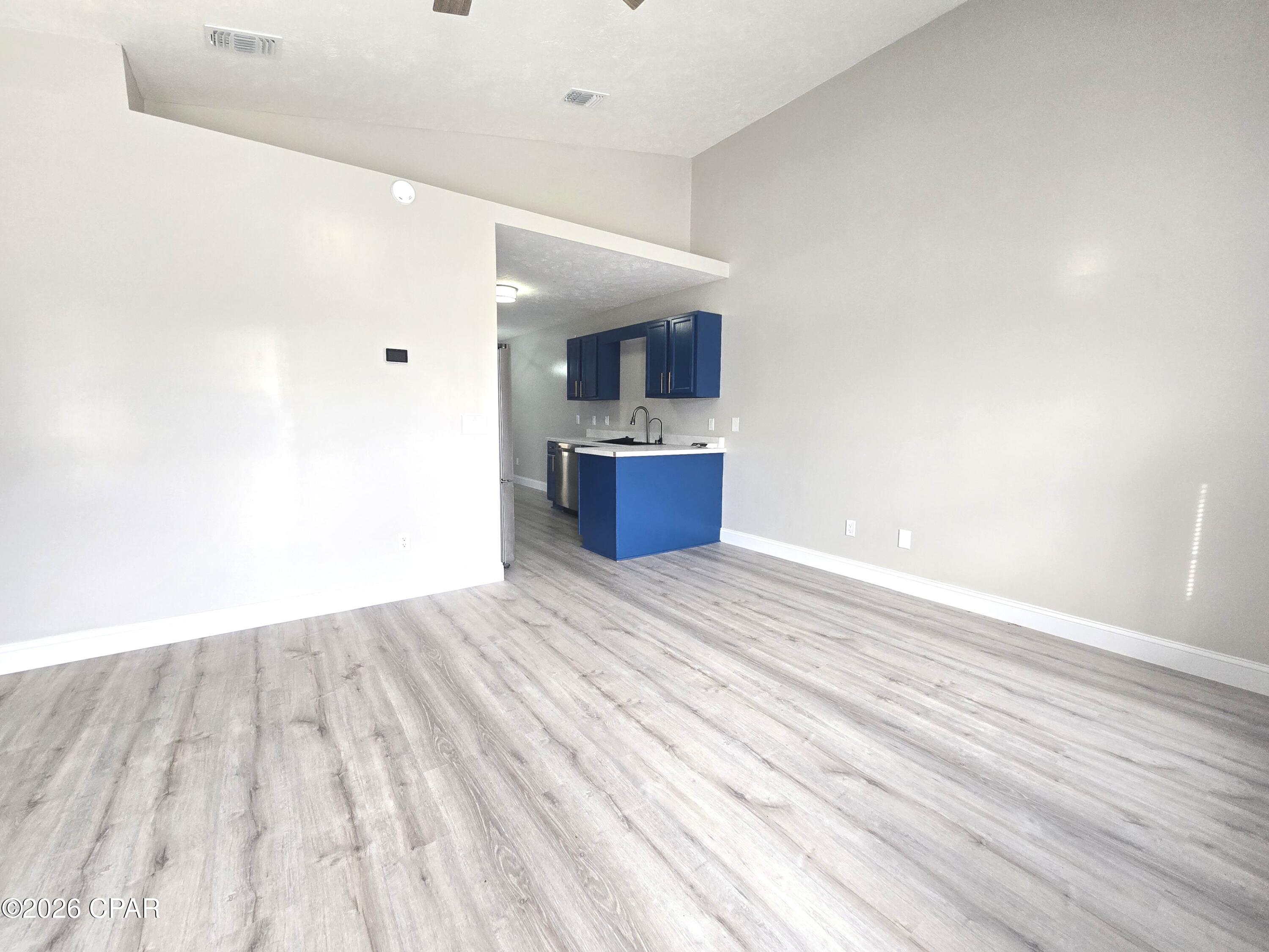 Image 5 For 9022 Houston Street