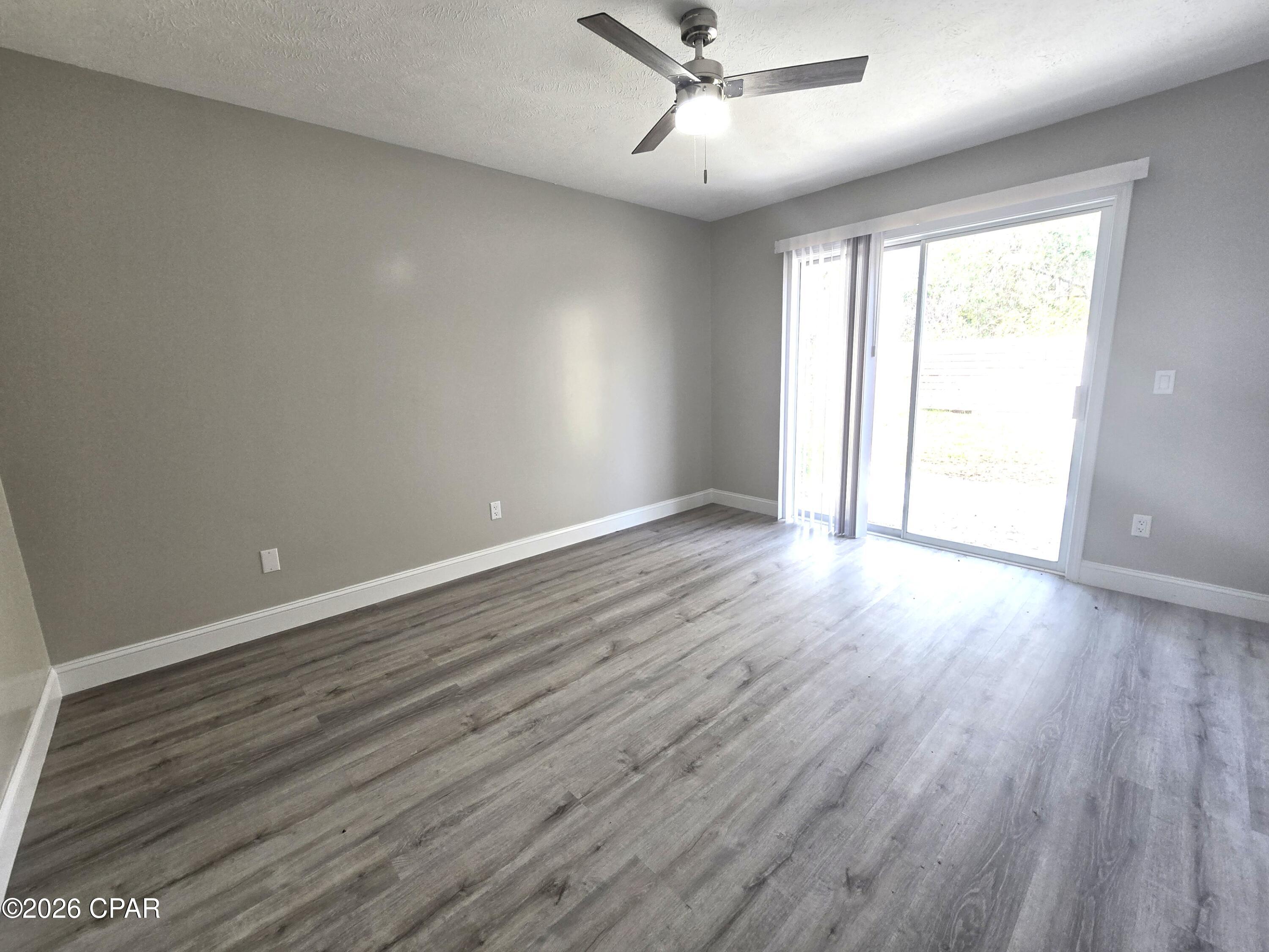 Image 7 For 9022 Houston Street