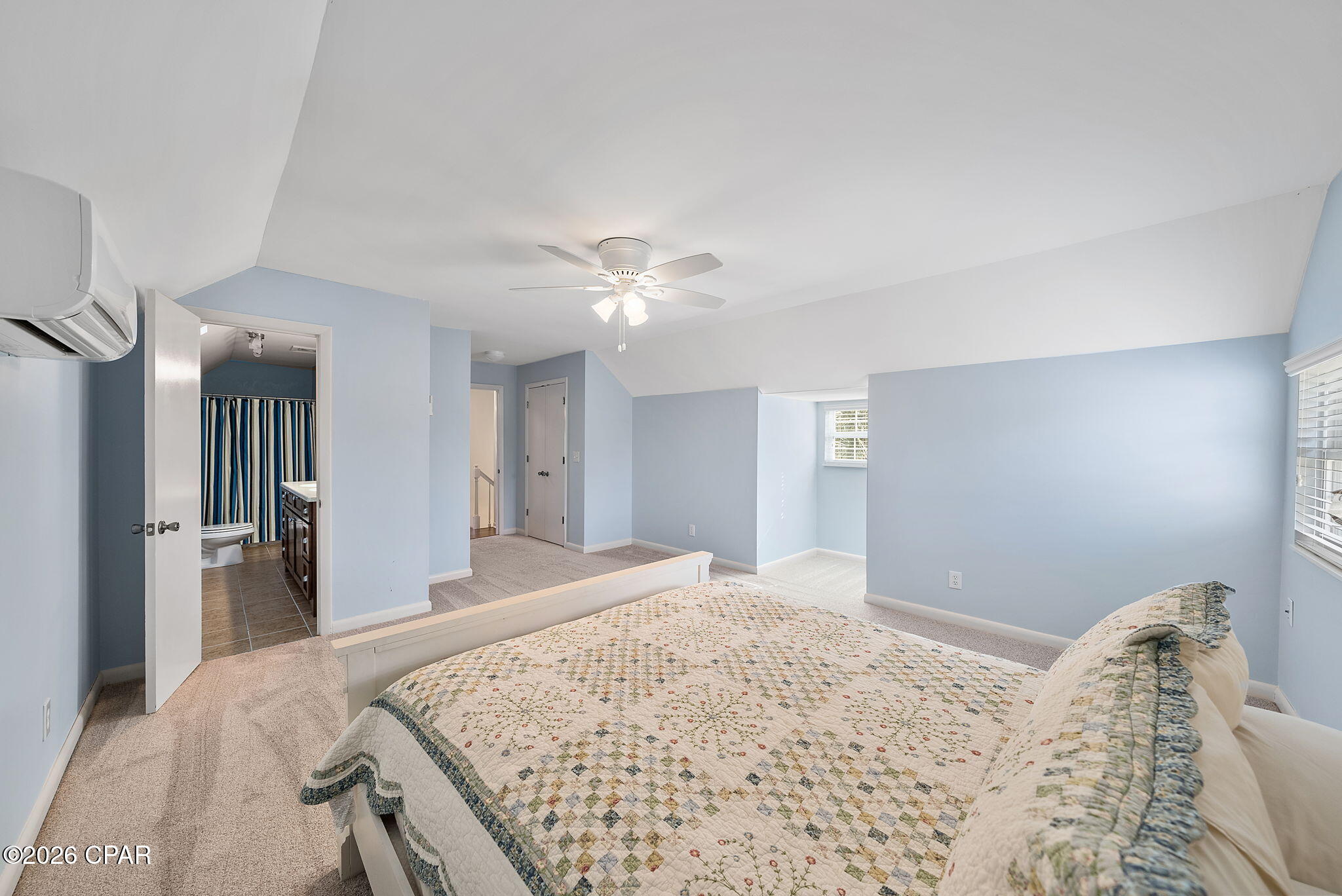 Listing photo id 23 for 4401 Cindy Lane