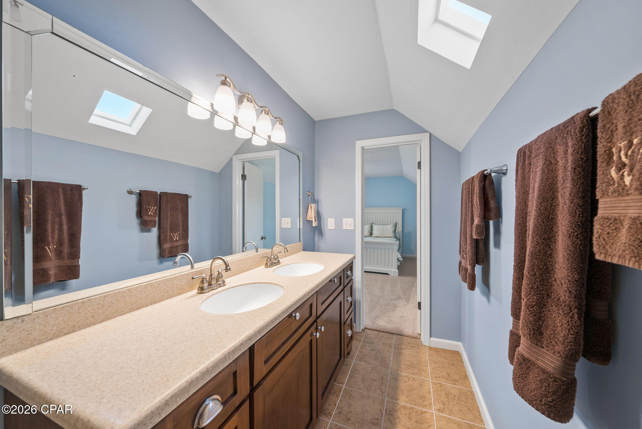 Listing photo id 24 for 4401 Cindy Lane