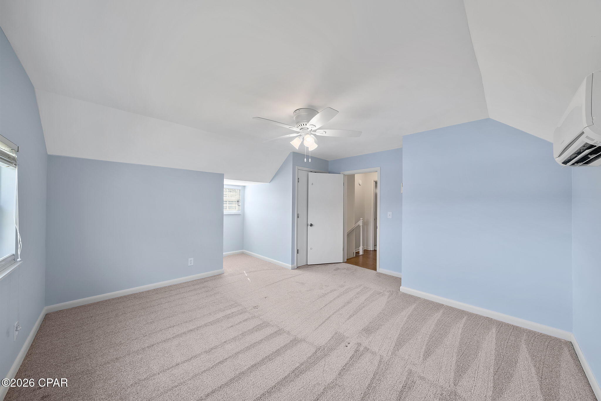 Listing photo id 27 for 4401 Cindy Lane