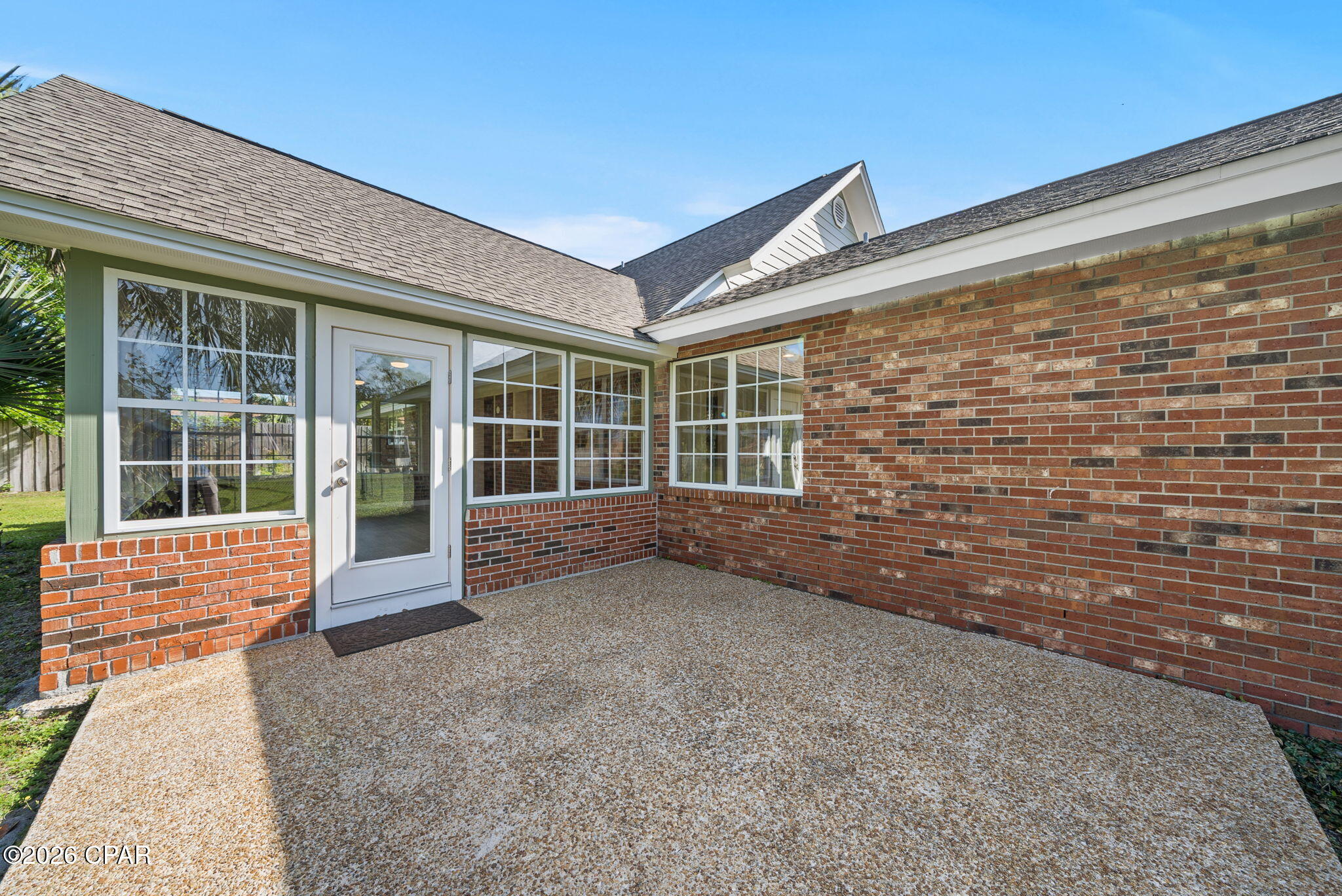 Listing photo id 32 for 4401 Cindy Lane