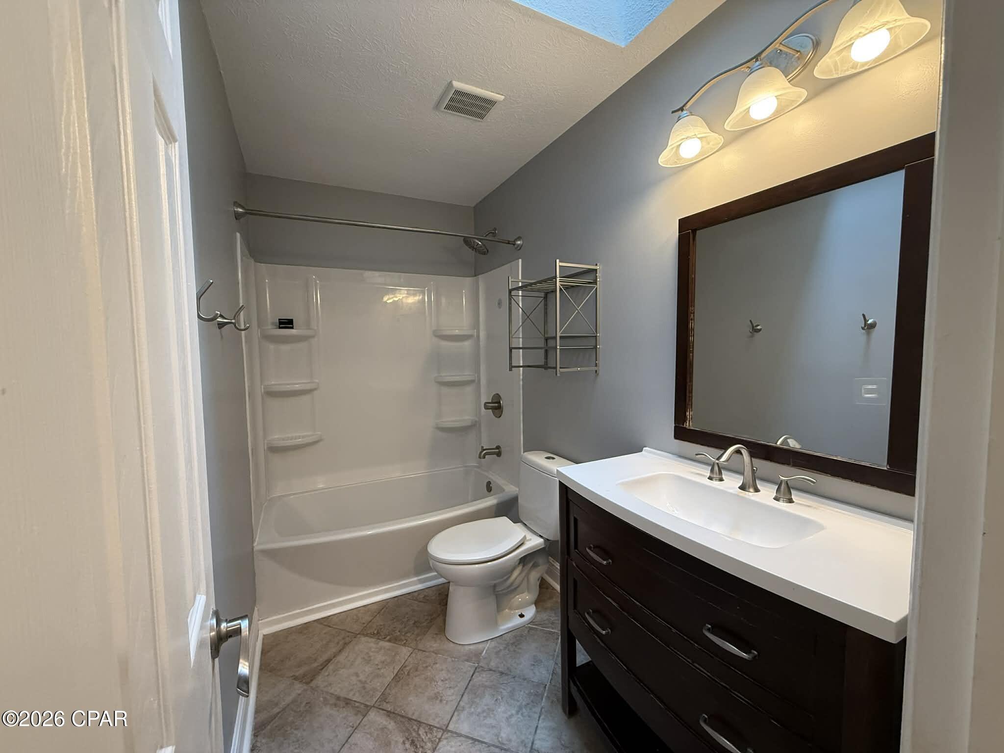 Image 19 For 101 Saratoga Place