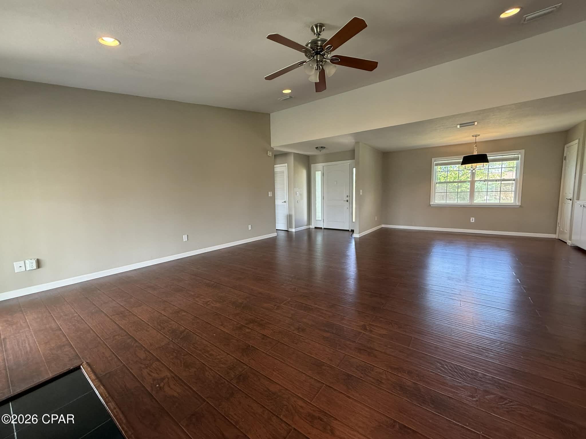 Image 5 For 101 Saratoga Place