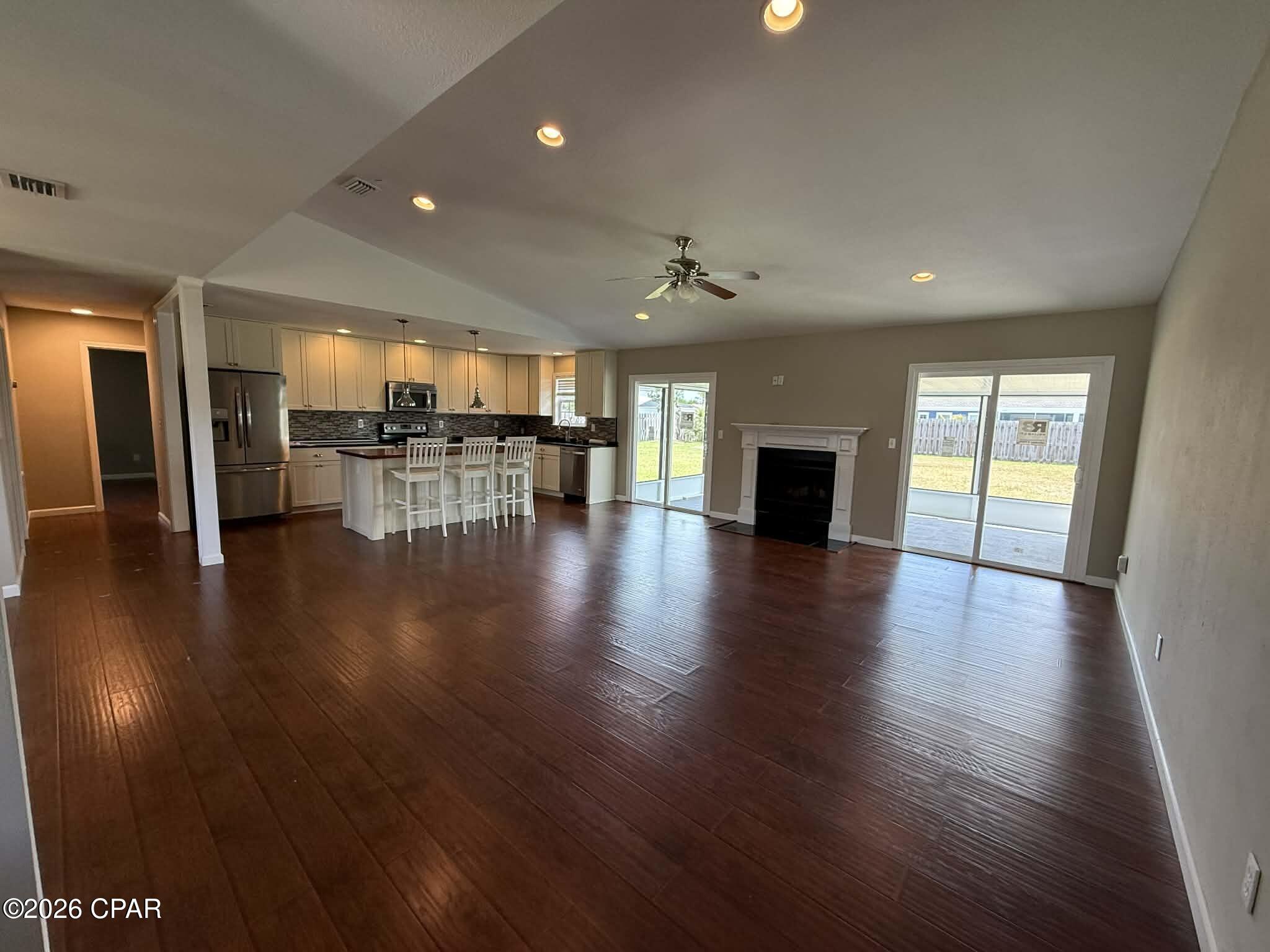 Image 6 For 101 Saratoga Place