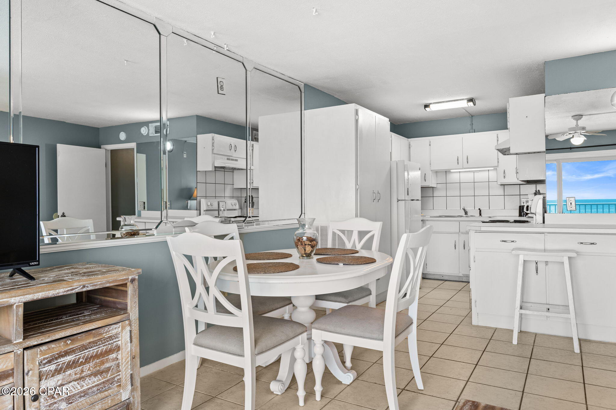 Image 20 For 8743 Thomas Drive 1412