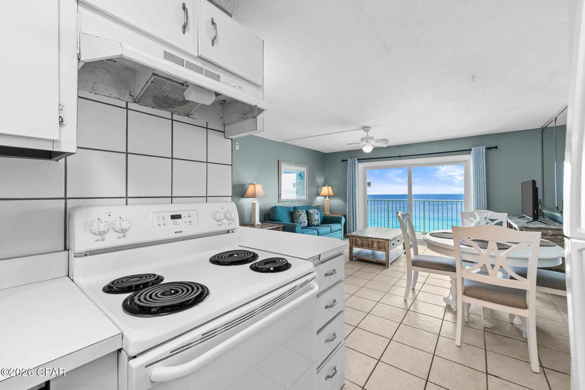 Image 23 For 8743 Thomas Drive 1412