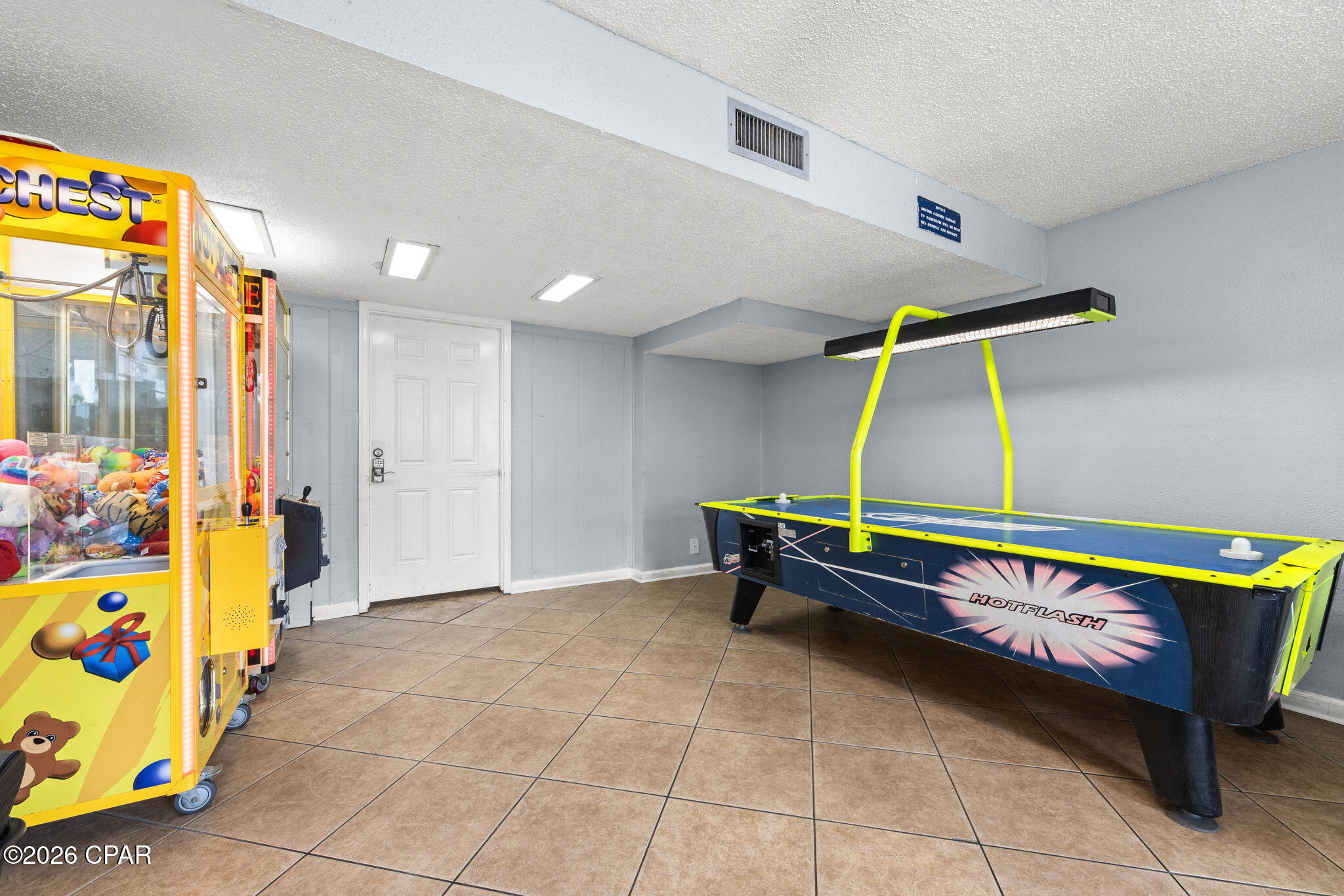 Image 38 For 8743 Thomas Drive 1412