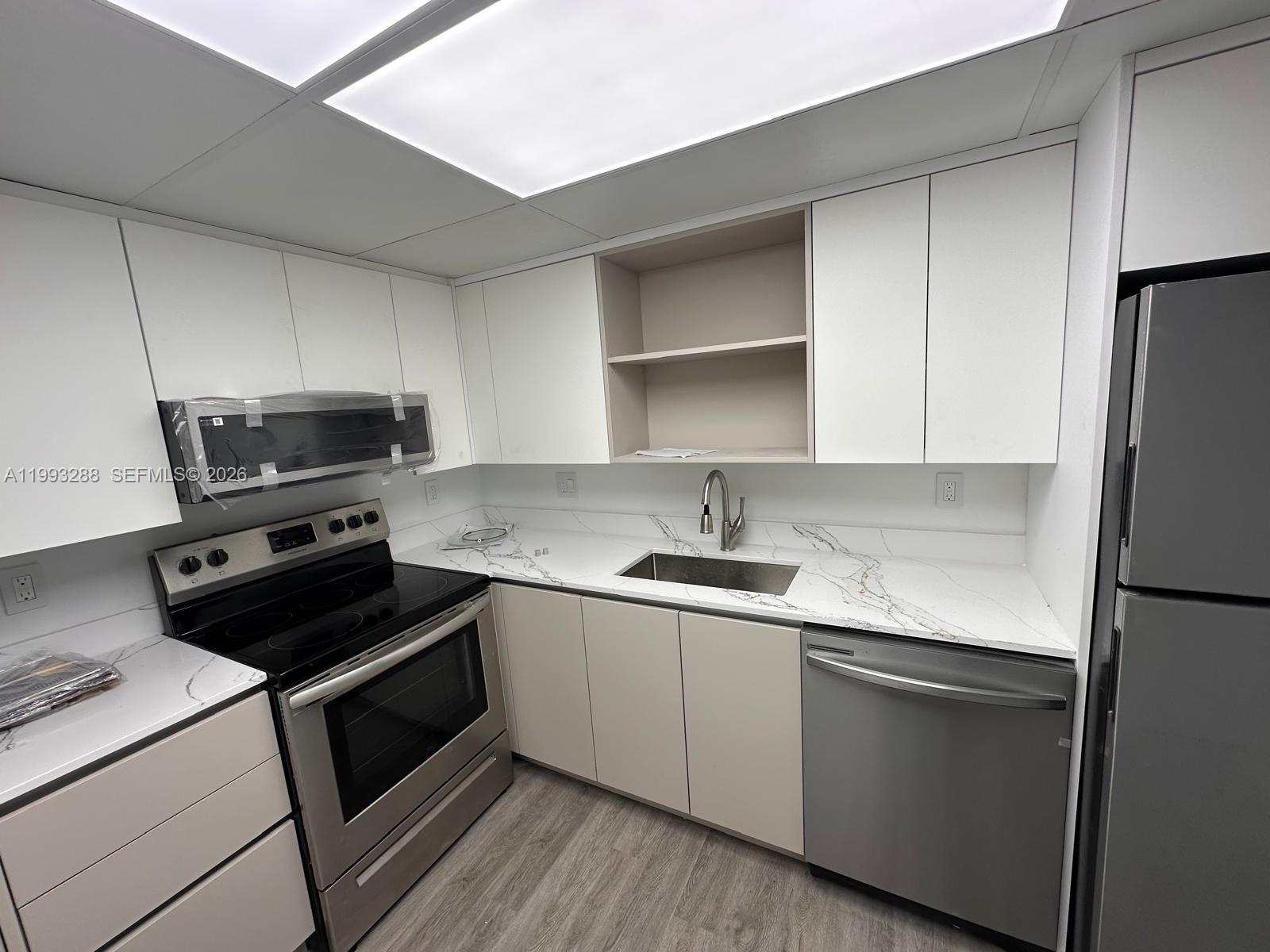 Property photo # 9