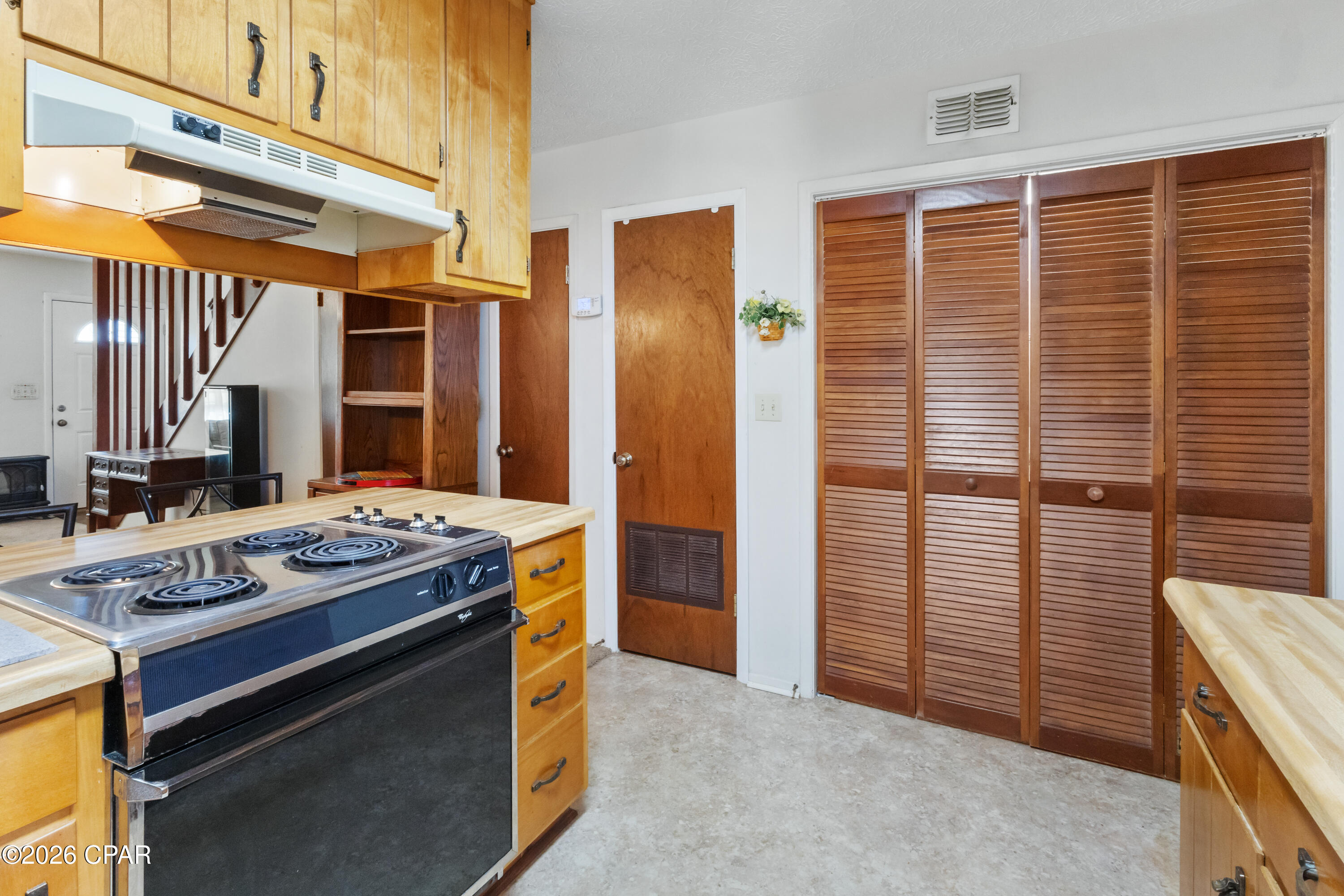 Image 6 For 2502 Johnson Drive