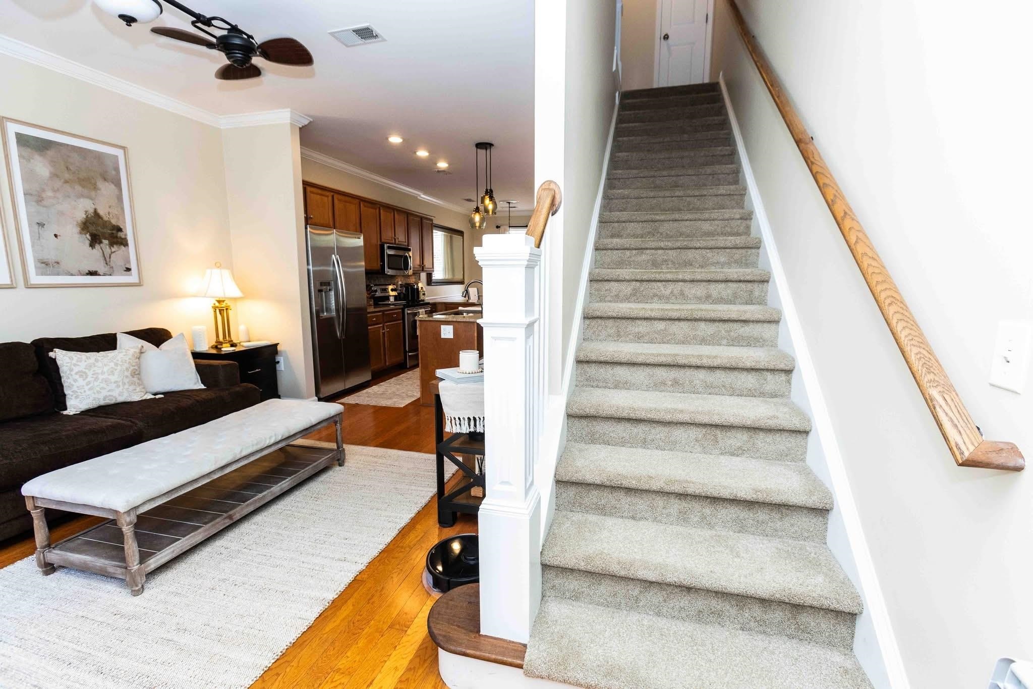 3560 Alexandria Ave. 