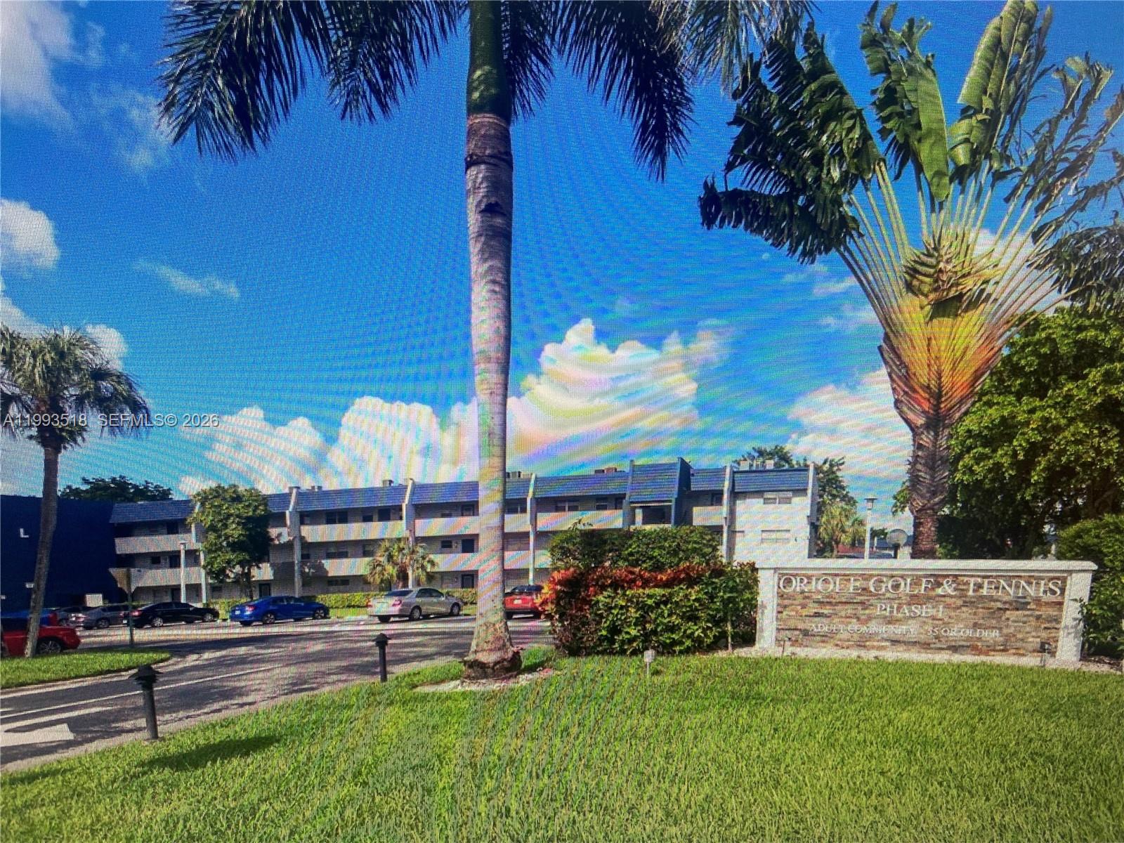 Oriole Golf & Tennis Club