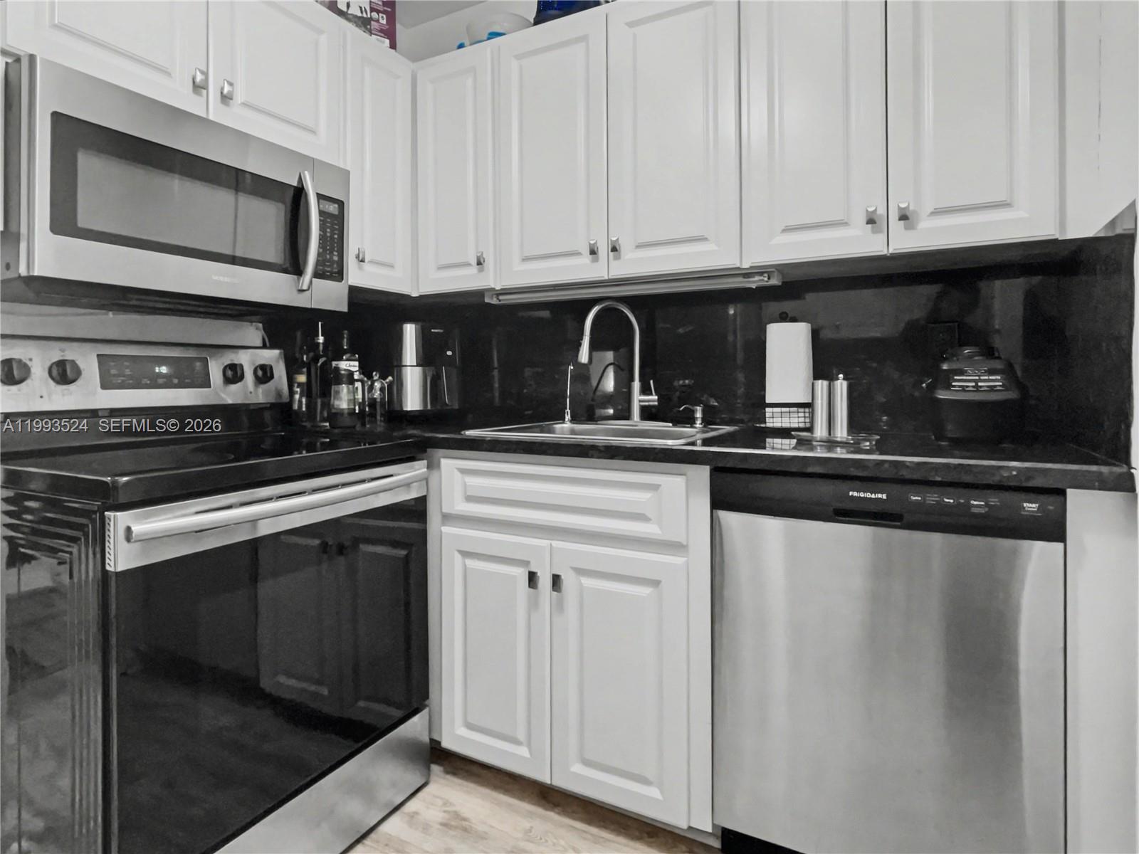 Property photo # 9