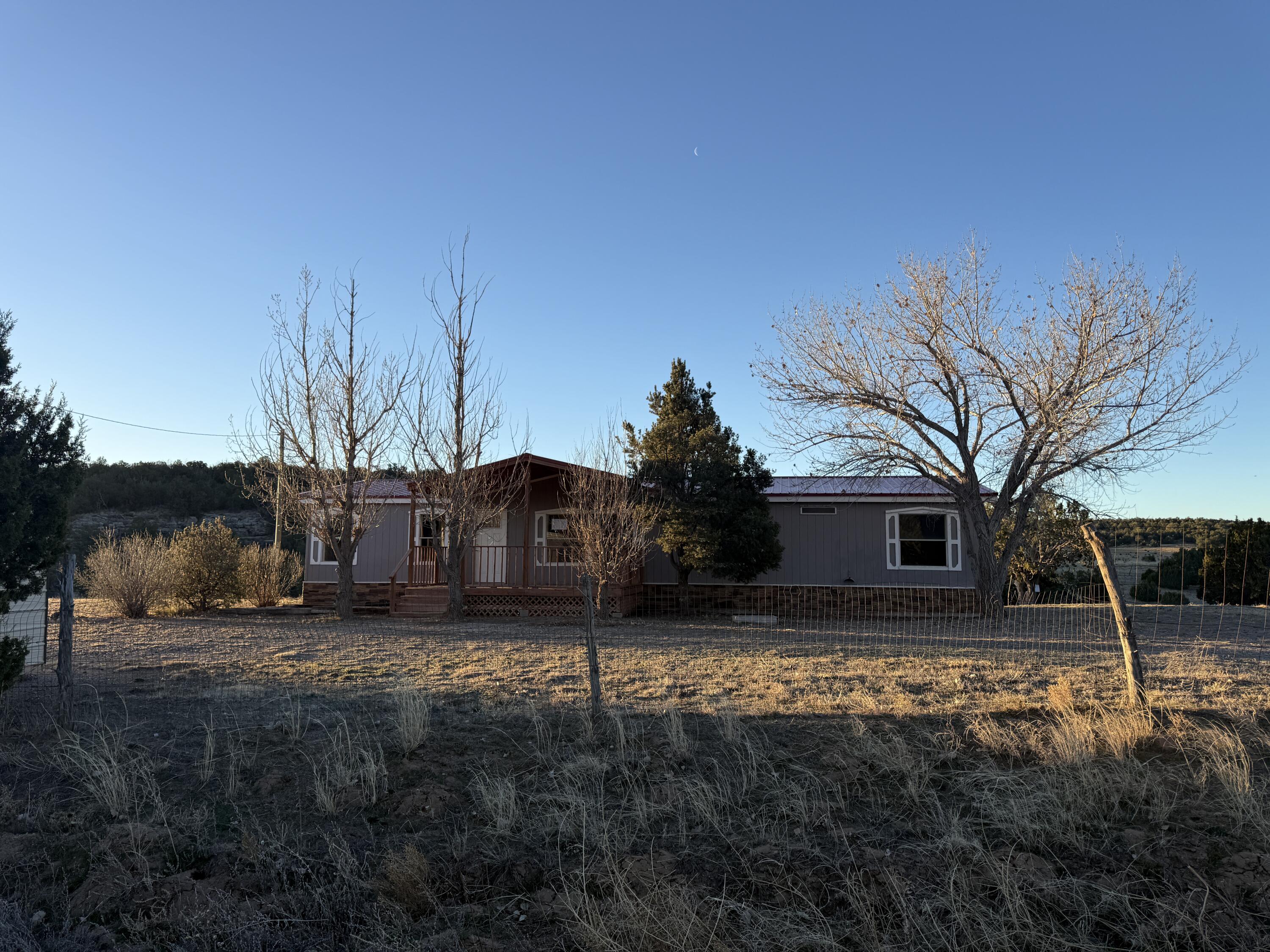 Homes for sale in Edgewood, NM | 132 V Hill Rd, Edgewood, NM 87015 | MLS# 1100922