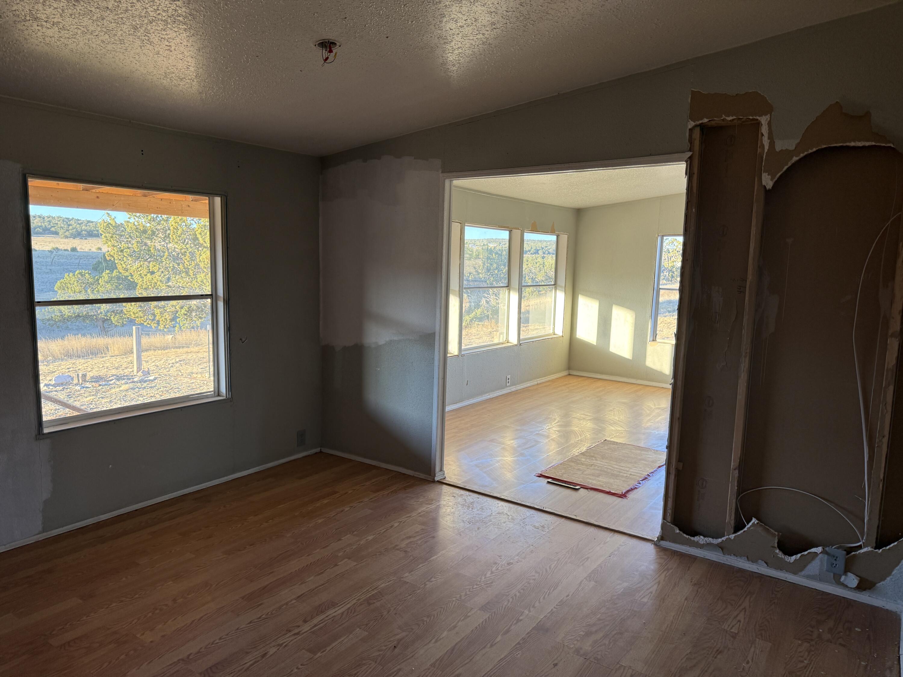 Homes for sale in Edgewood, NM | 132 V-Hill Rd, Edgewood, NM 87015 | MLS# 1100922