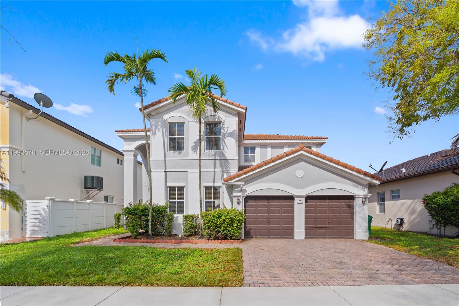 18140 NW 90th Ave, Hialeah, FL 33018